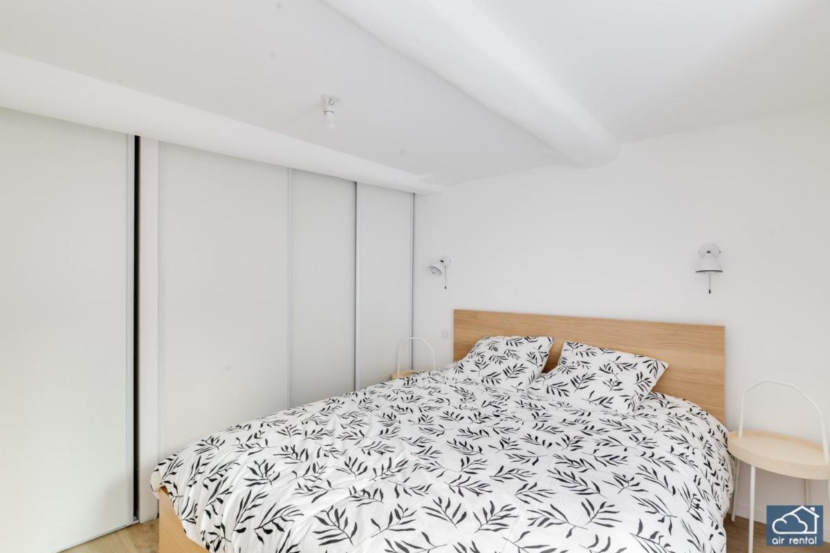 Beautiful T2 city center - COURS JULIEN RÉFORMÉS - Air Rental view 2