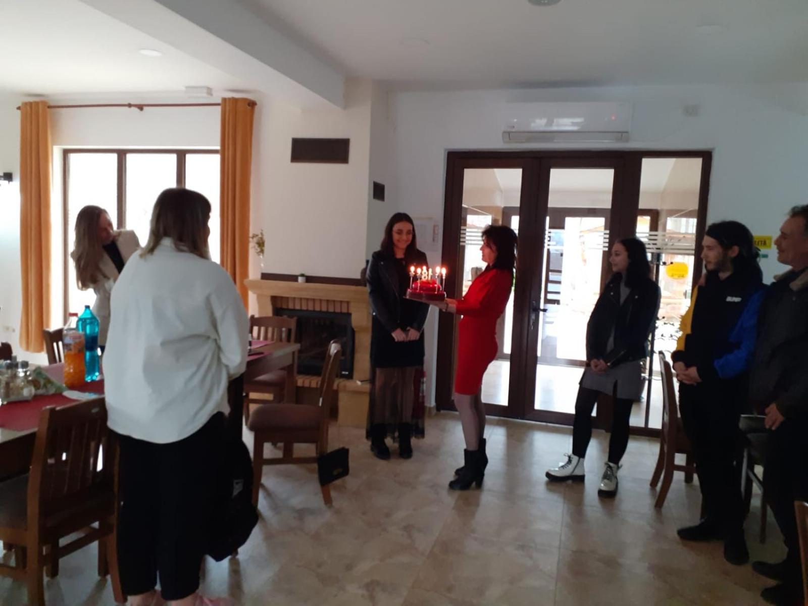 Photo 19