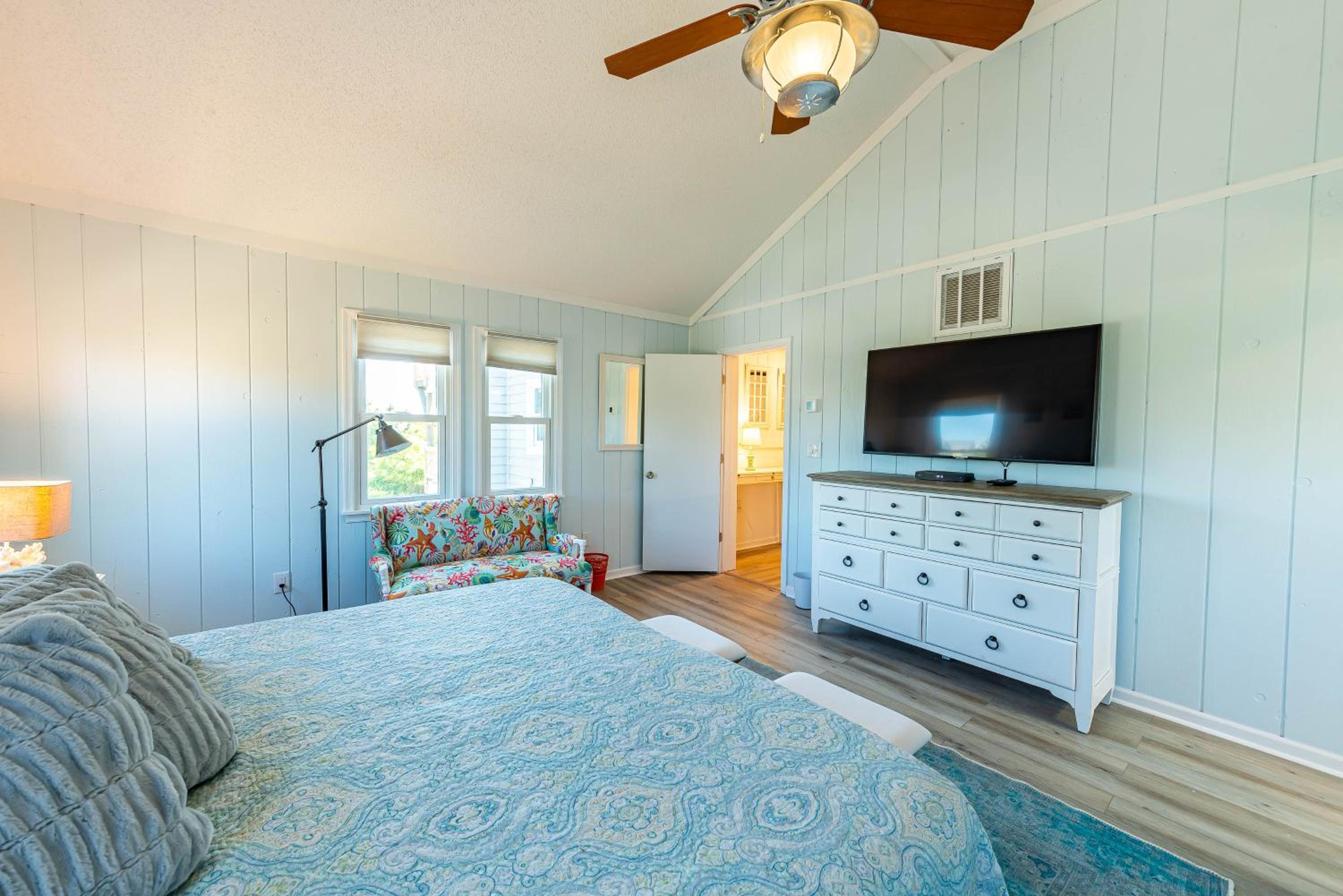 Beaulieu-Sur-Duck - Sanderling, Ocean View, Steps to Direct Boardwalk, Pets OK, Flex Stays view 5