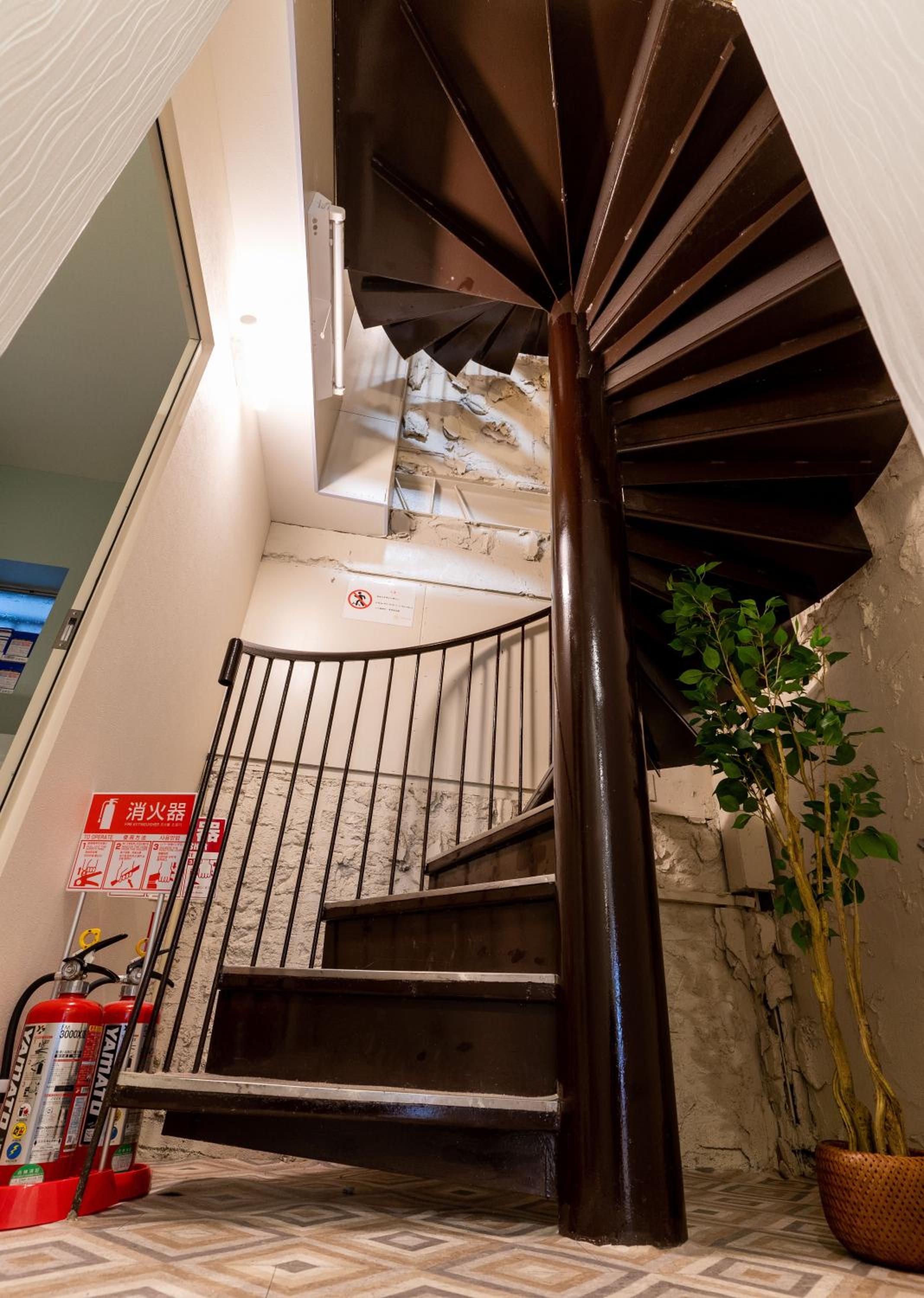 nestay inn osaka nanbakuromon