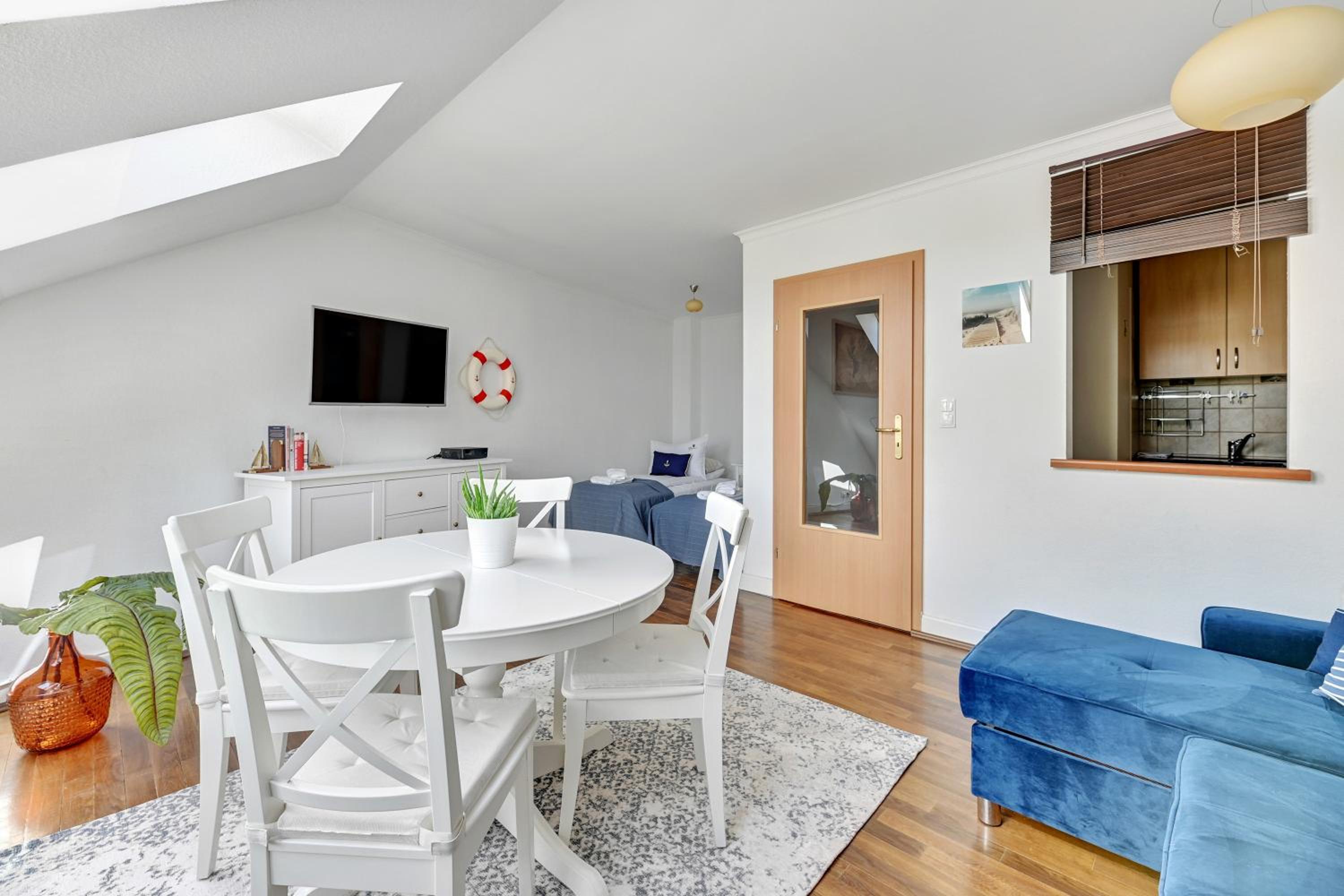 Lion Apartments - Santorini Studio