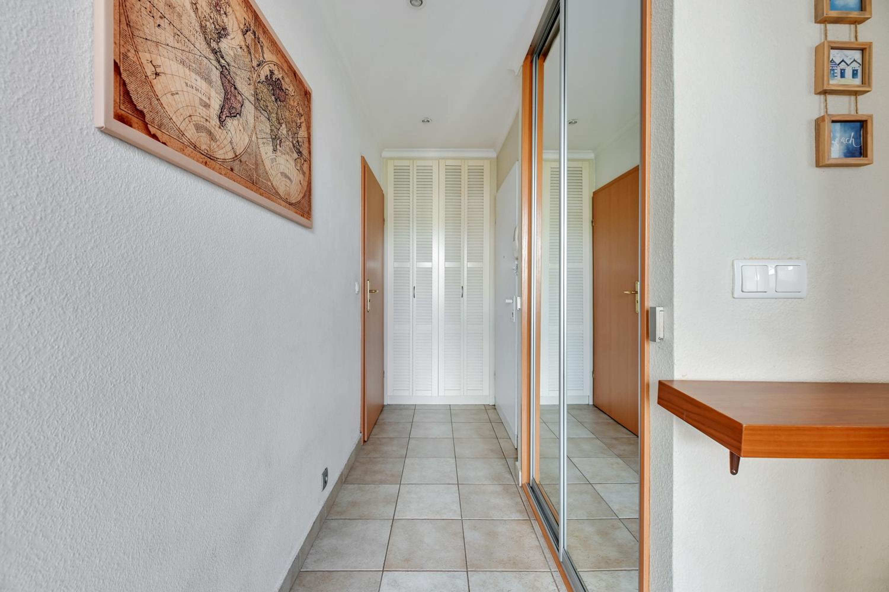 Lion Apartments - Santorini Studio