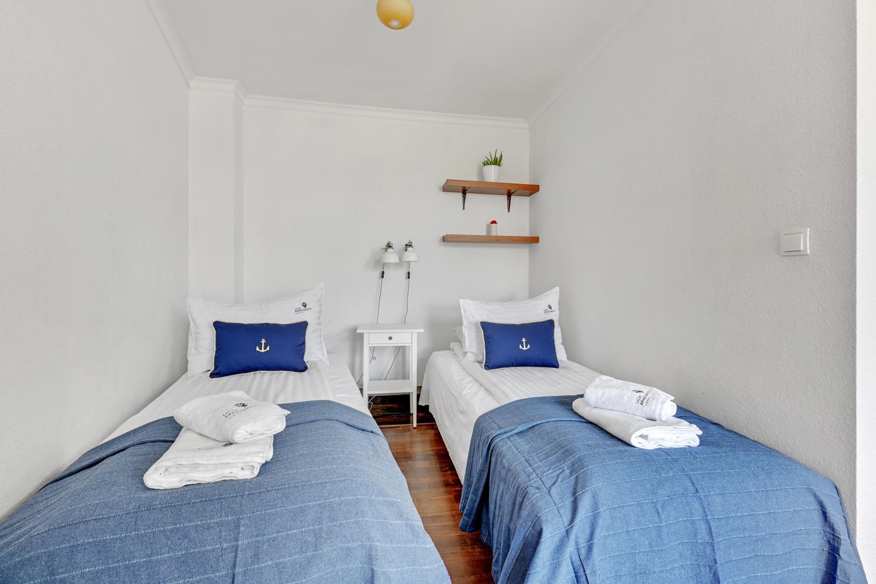 Lion Apartments - Santorini Studio