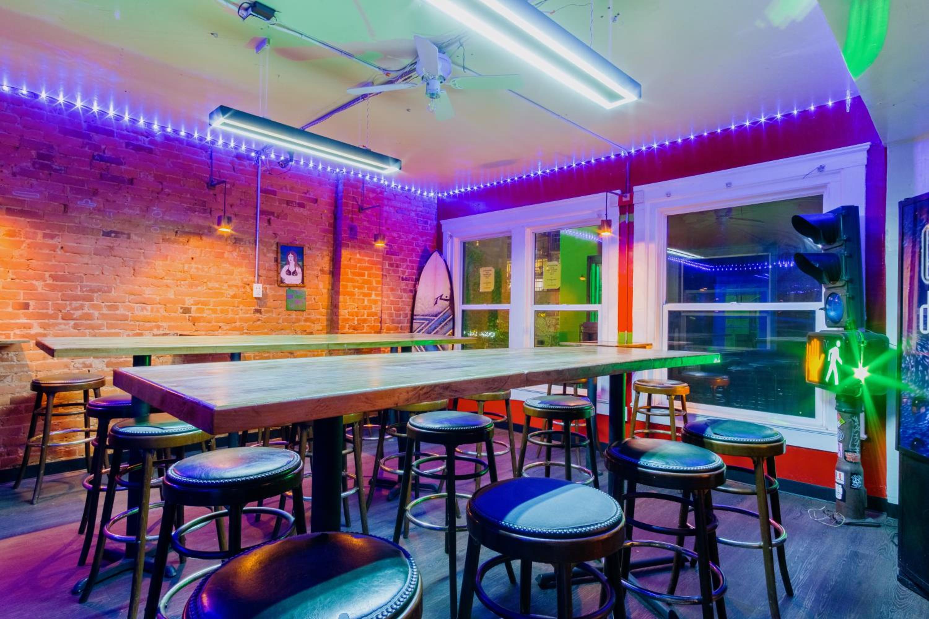 Lucky D's Youth and Traveler's Hostel