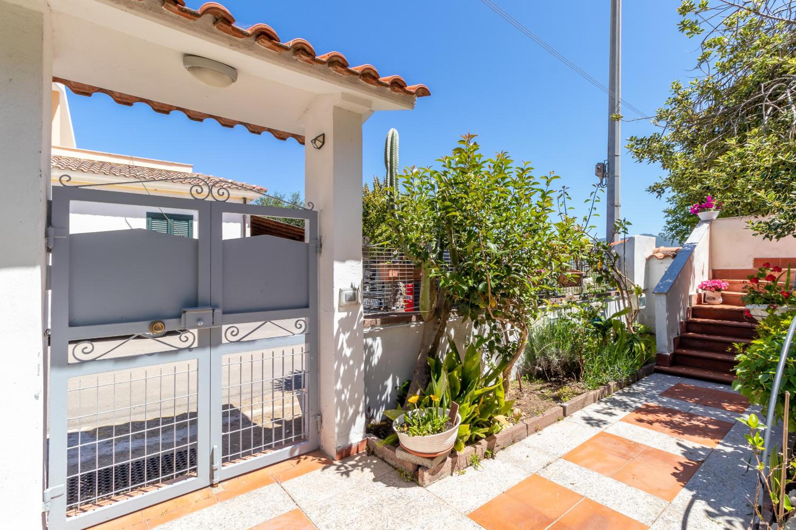 Sunset Bay Tecno Home Sardinia view 4