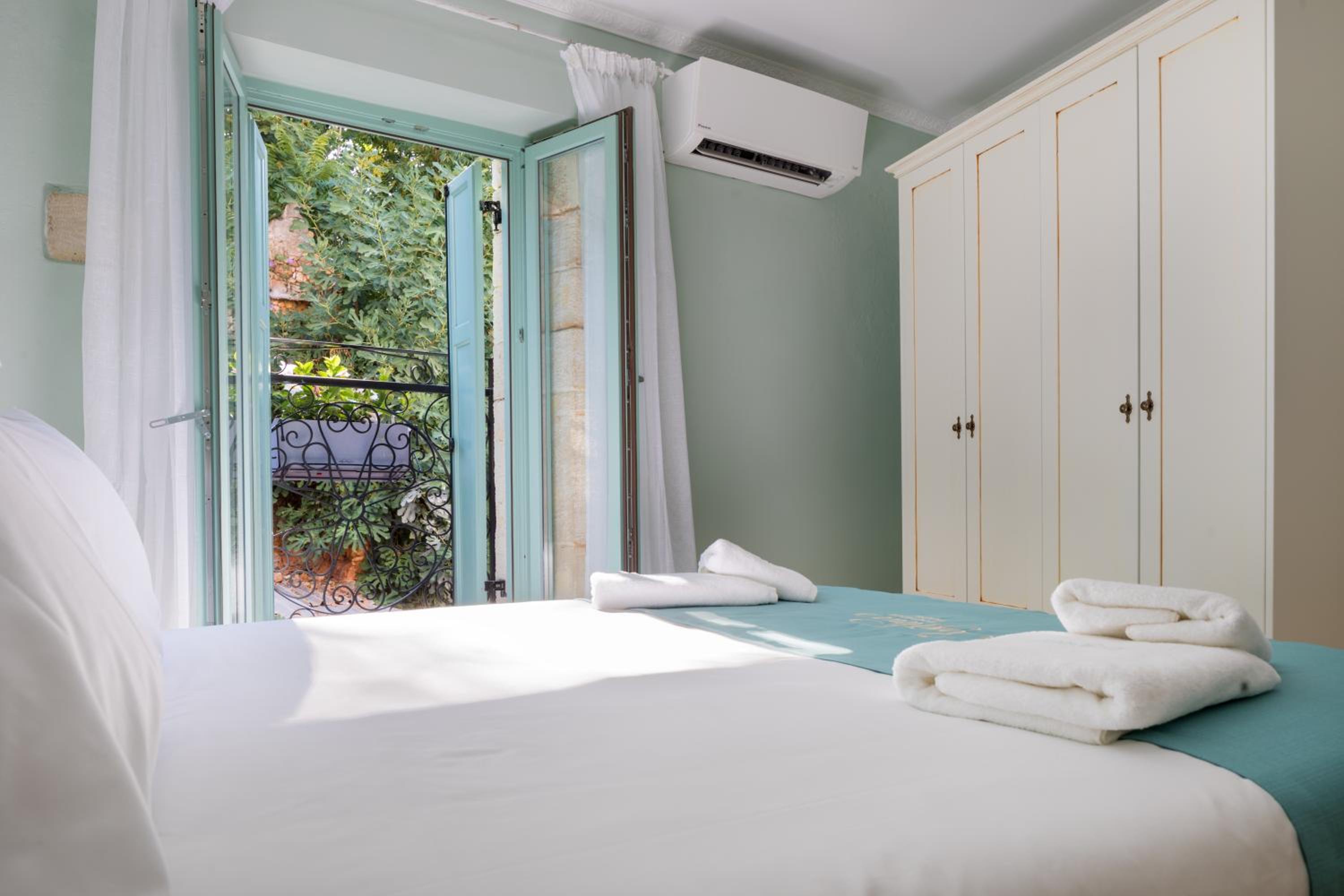 Iosifinas Boutique House photo 4