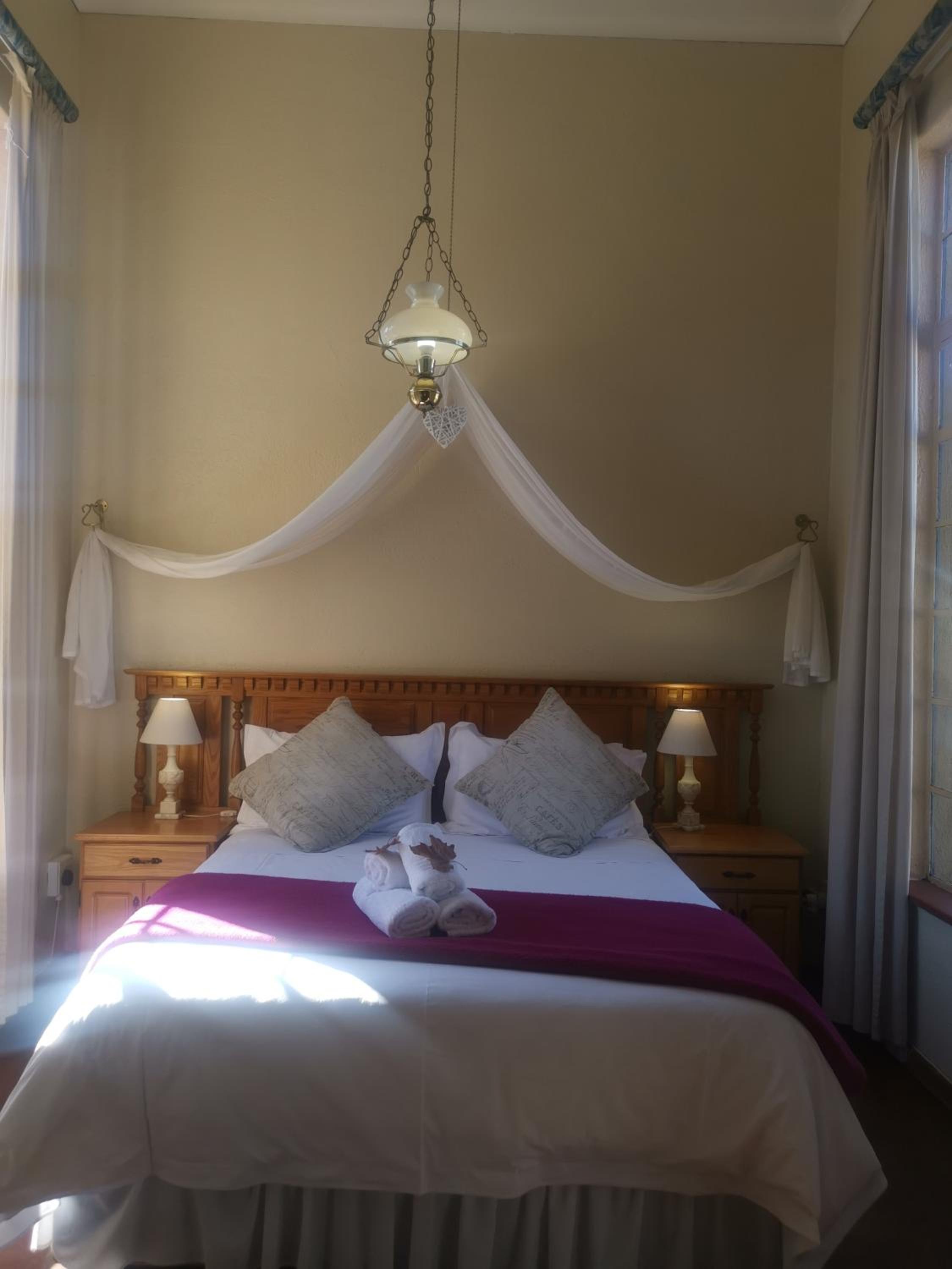 Autumn Breeze Manor Guest House