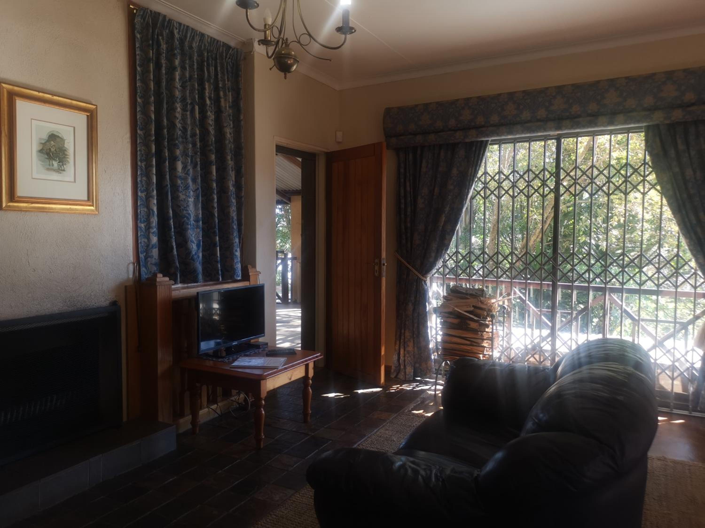 Autumn Breeze Manor Guest House