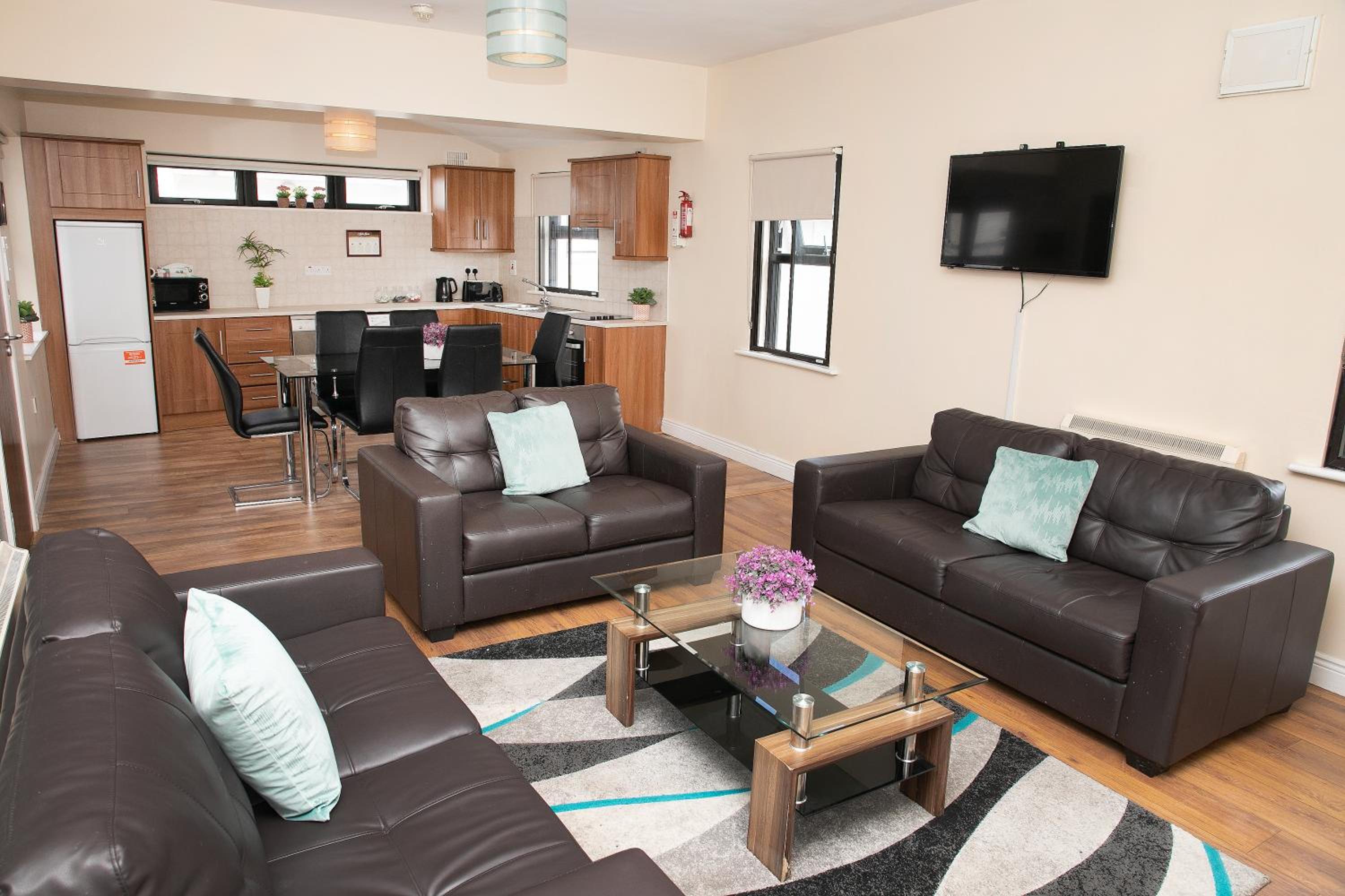 Athlone Vacations - Arch House Apartments - Property Image 13