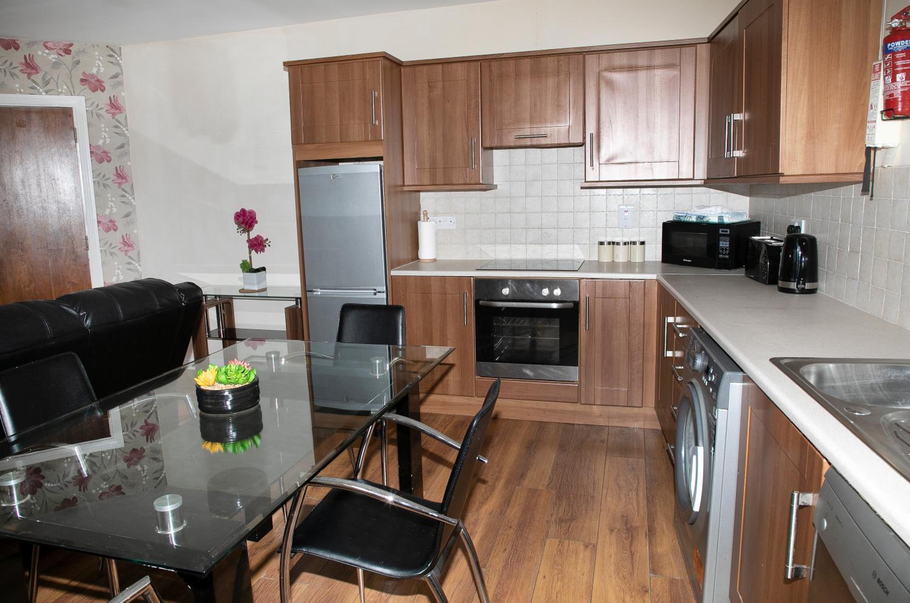 Athlone Vacations - Arch House Apartments - Property Image 26