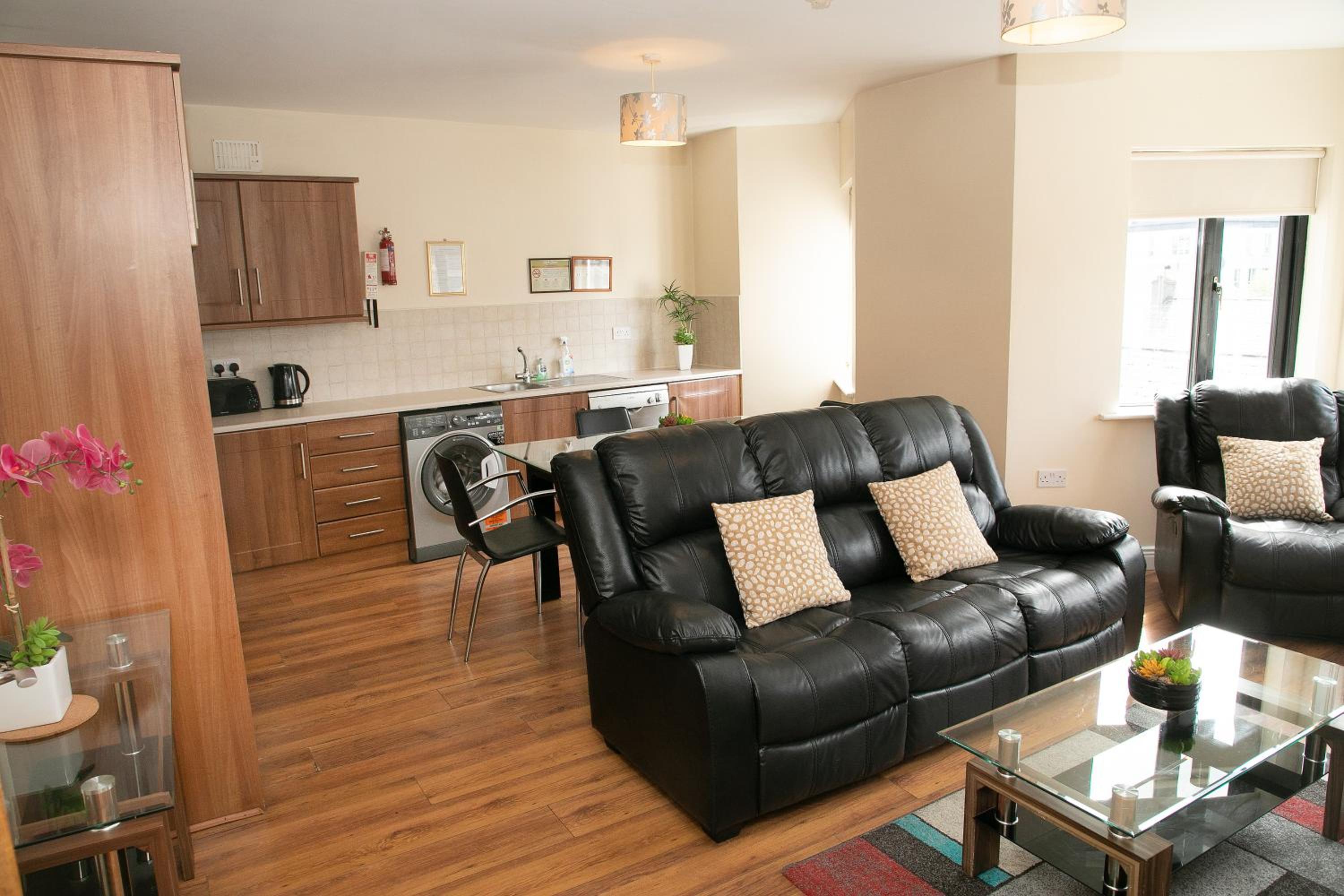 Athlone Vacations - Arch House Apartments - Property Image 25