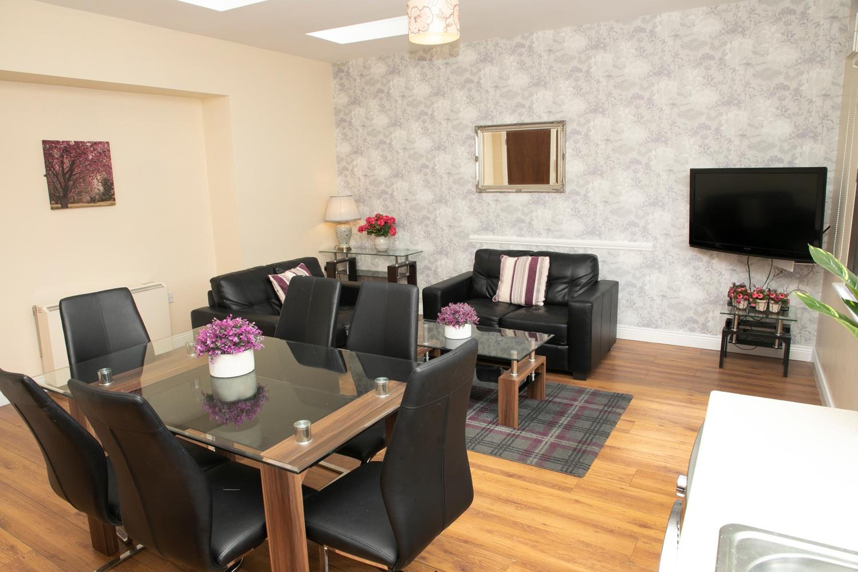 Athlone Vacations - Arch House Apartments - Property Image 68