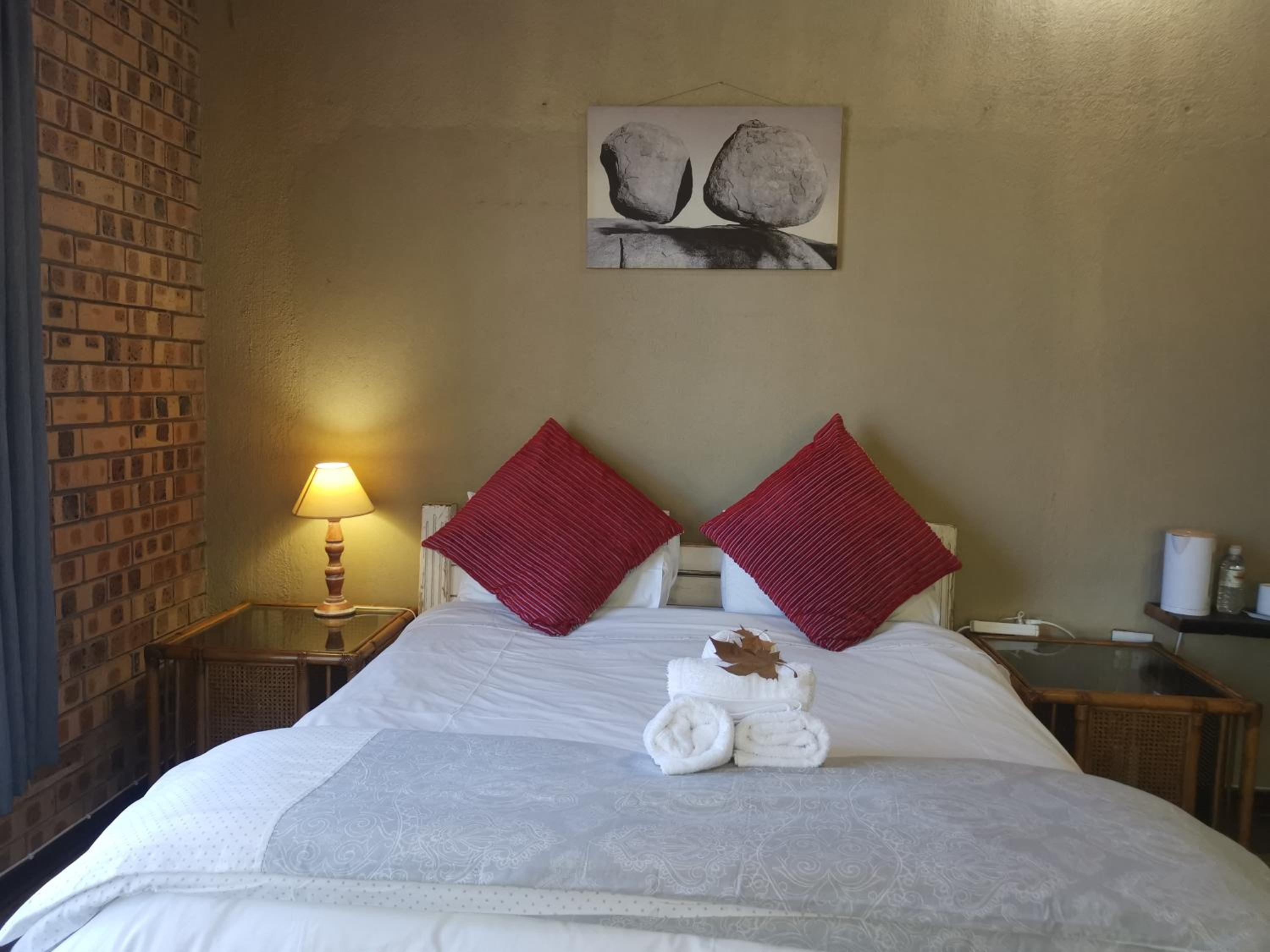 Autumn Breeze Manor Guest House
