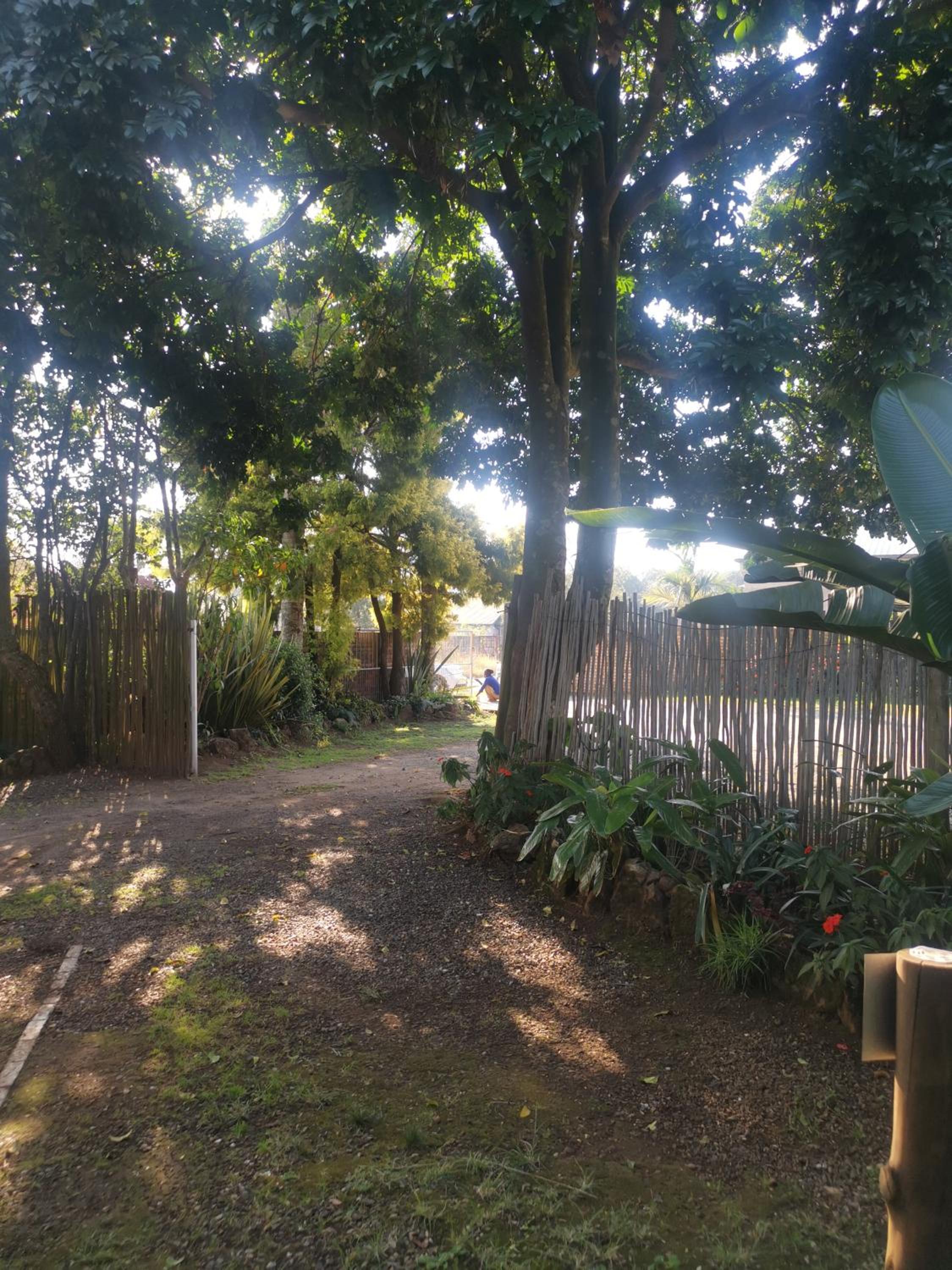 Autumn Breeze Manor Guest House