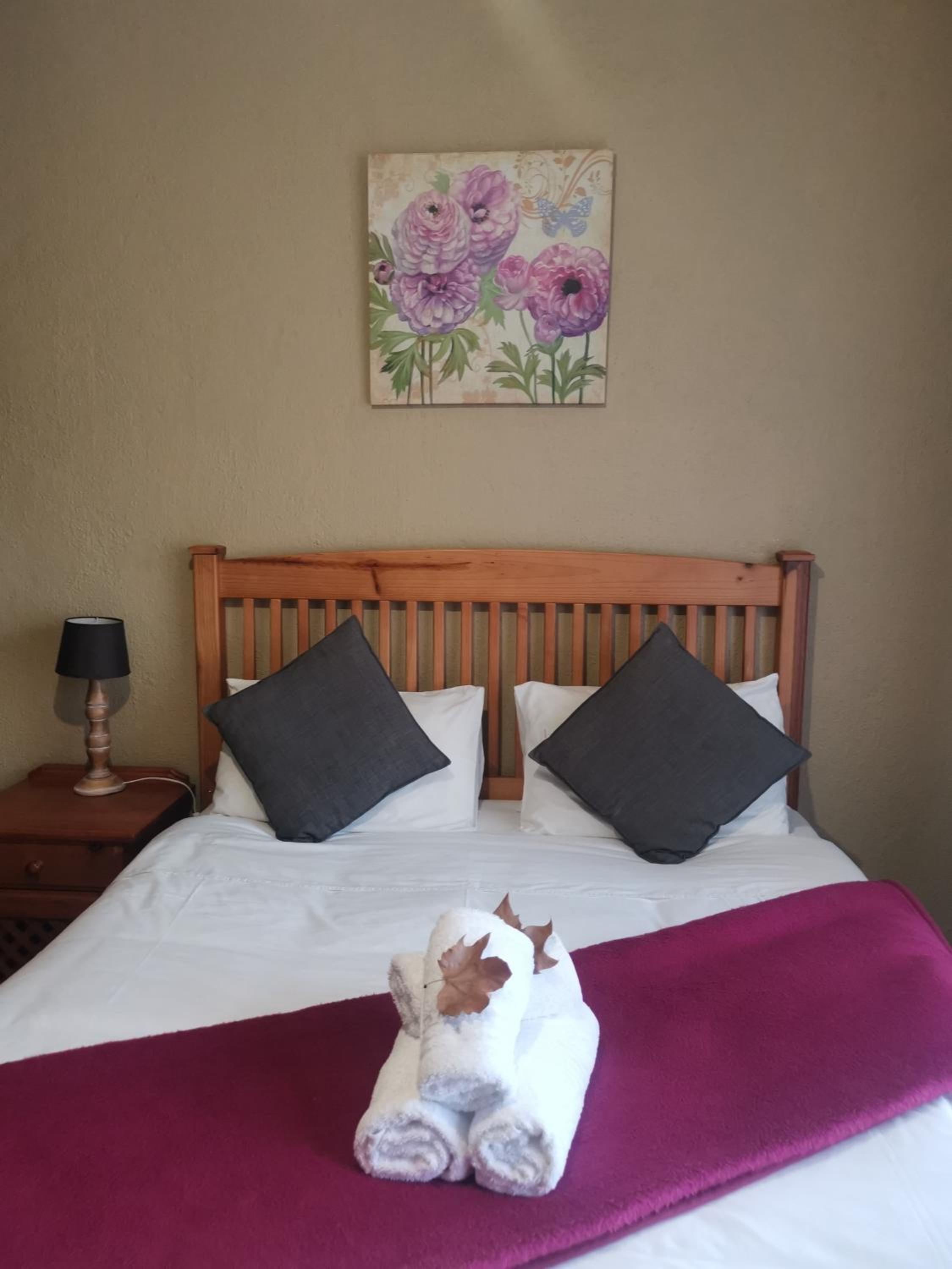 Autumn Breeze Manor Guest House
