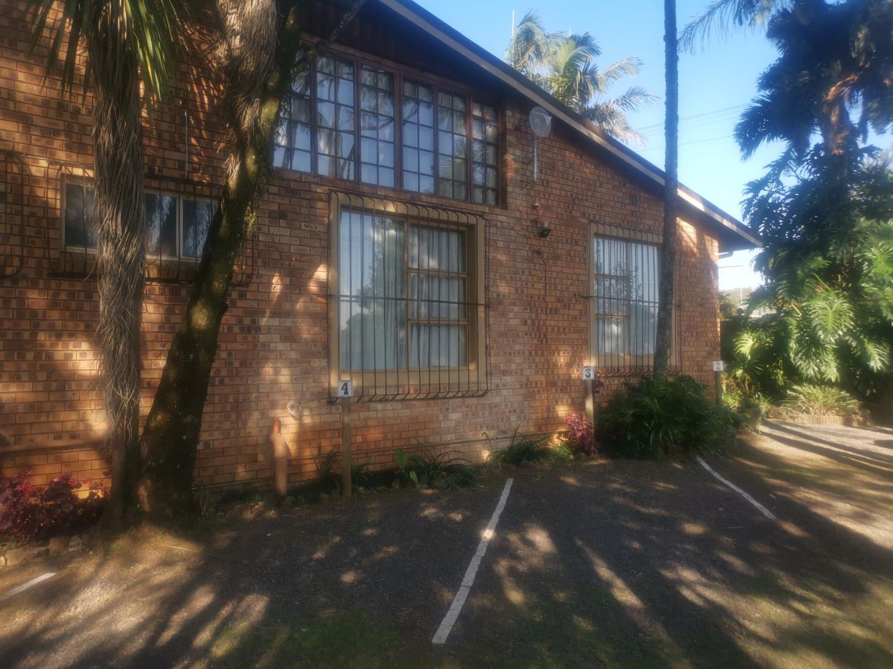 Autumn Breeze Manor Guest House