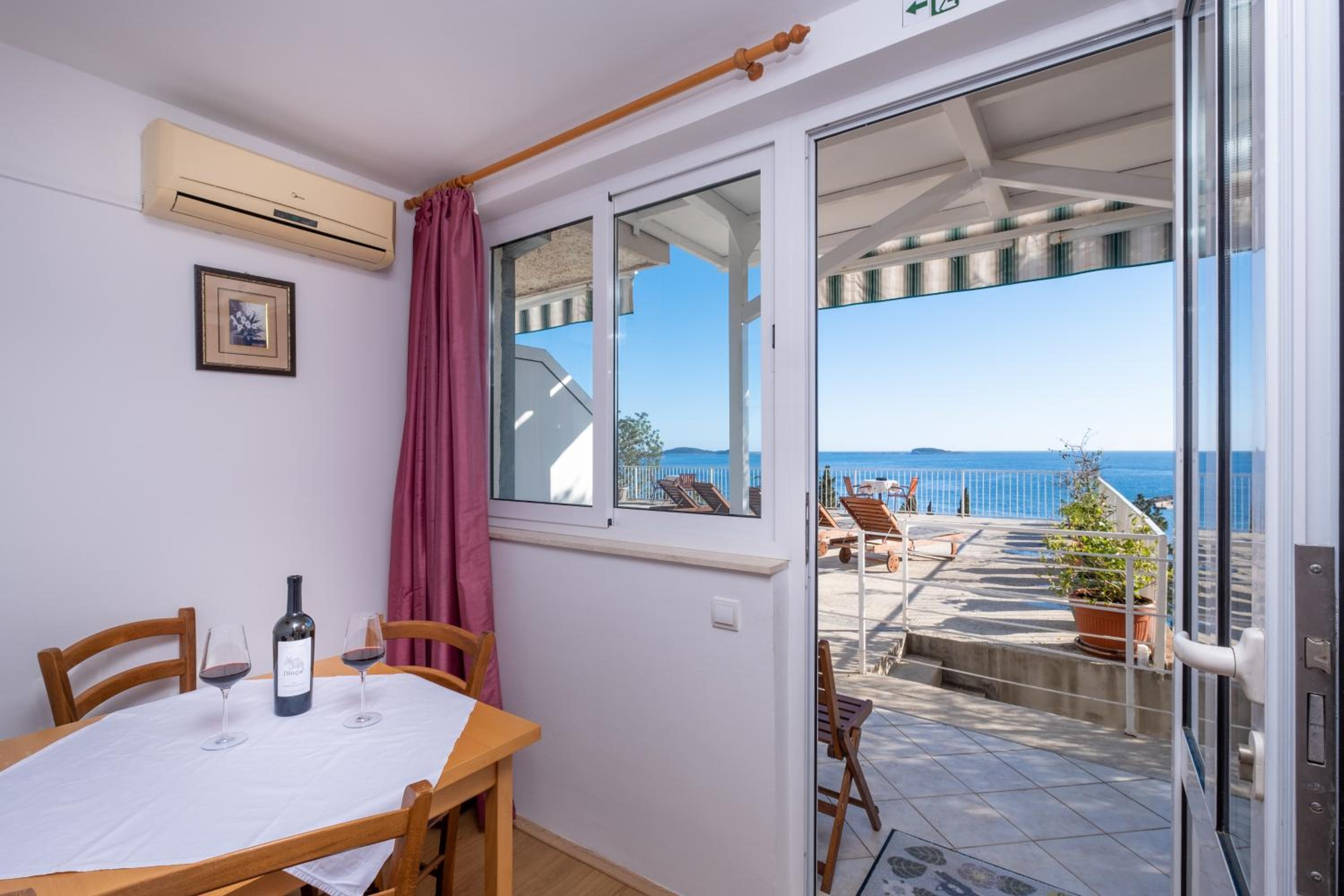 Apartments Katica