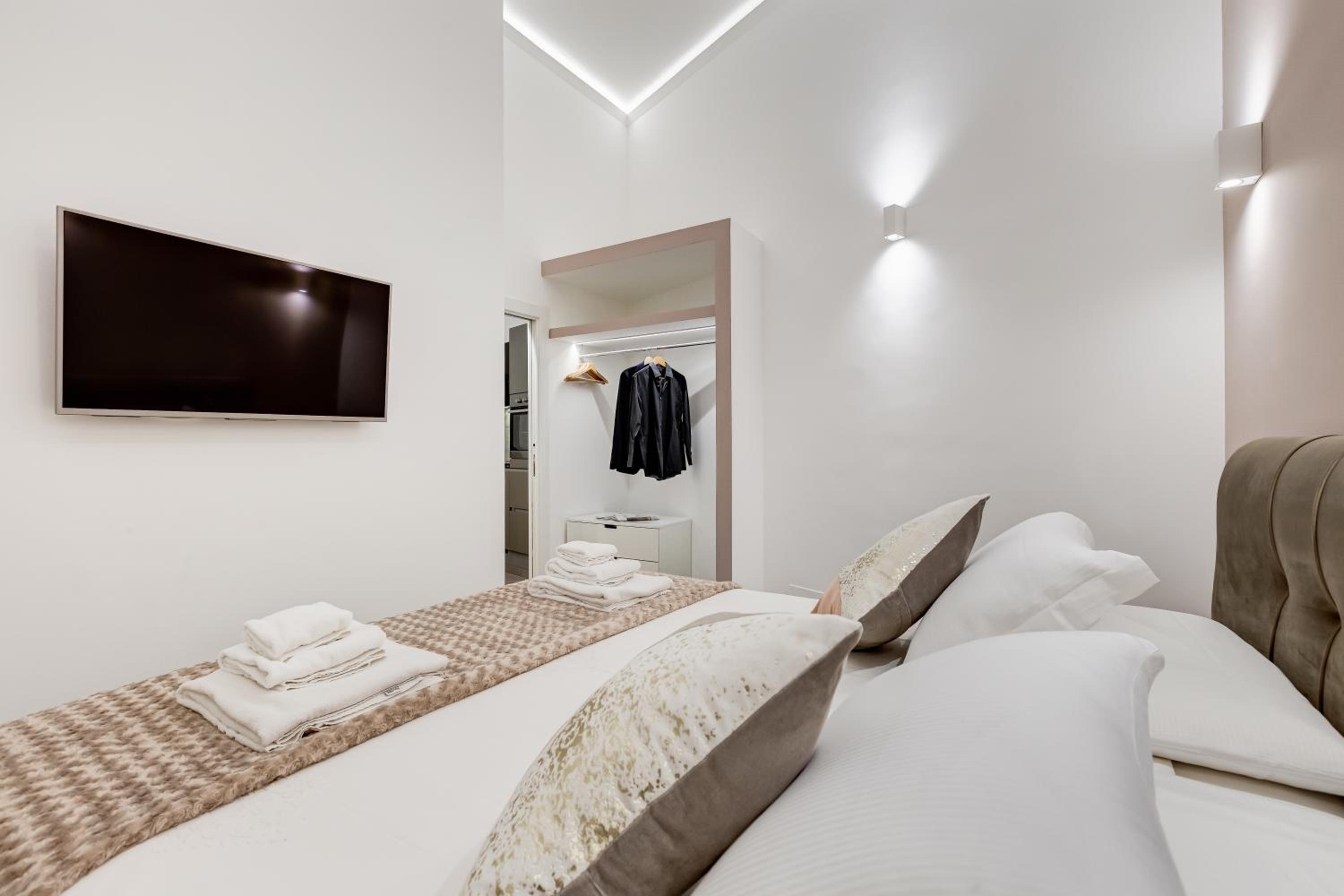 UnoSeiTre - Luxury Apartment & Suite