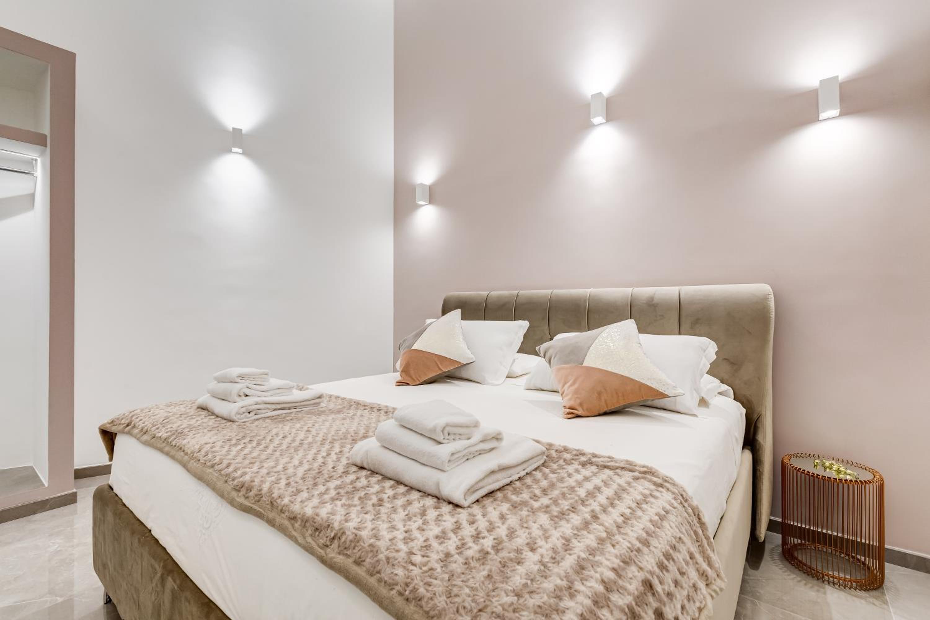 UnoSeiTre - Luxury Apartment & Suite