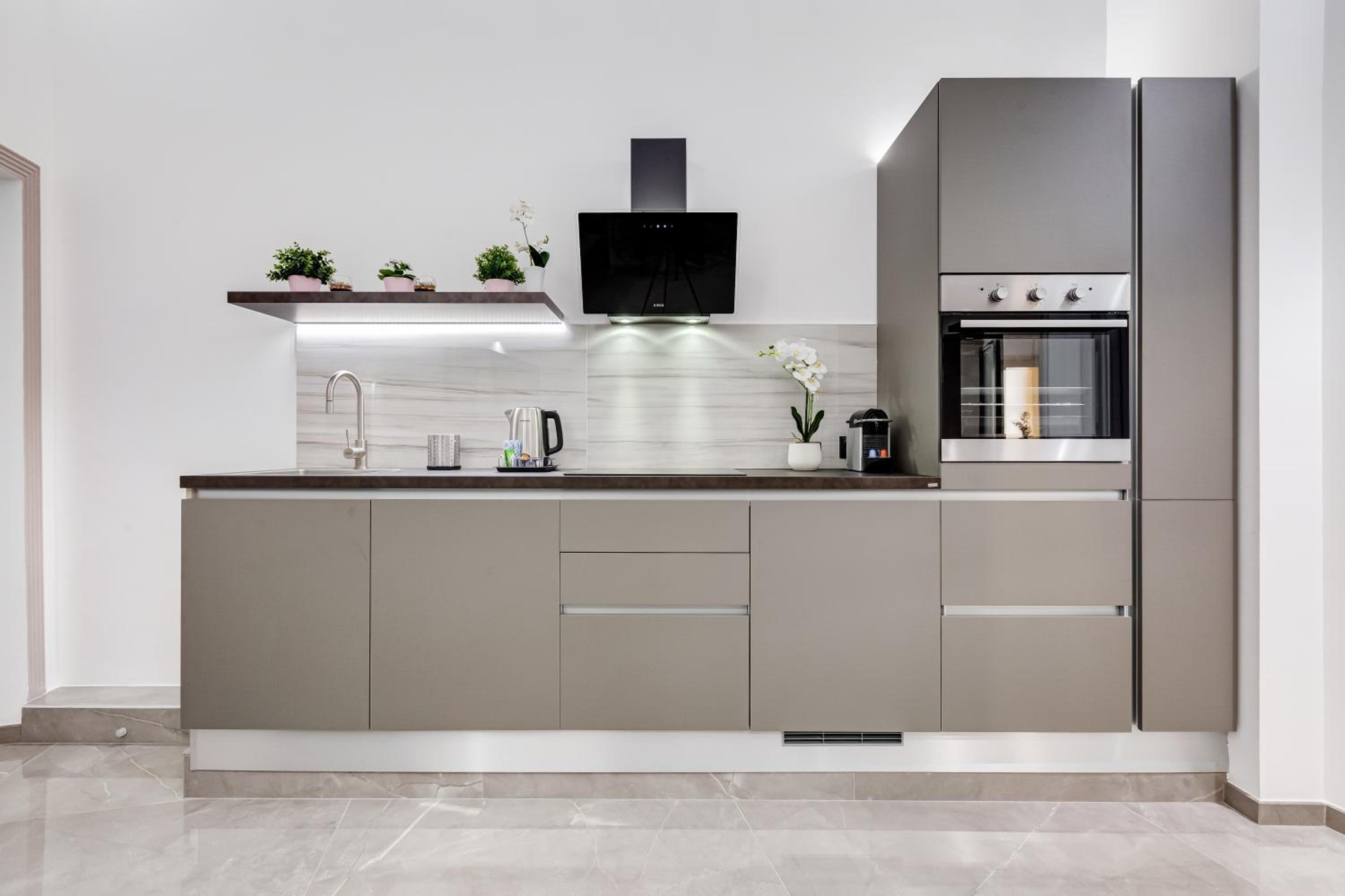 UnoSeiTre - Luxury Apartment & Suite