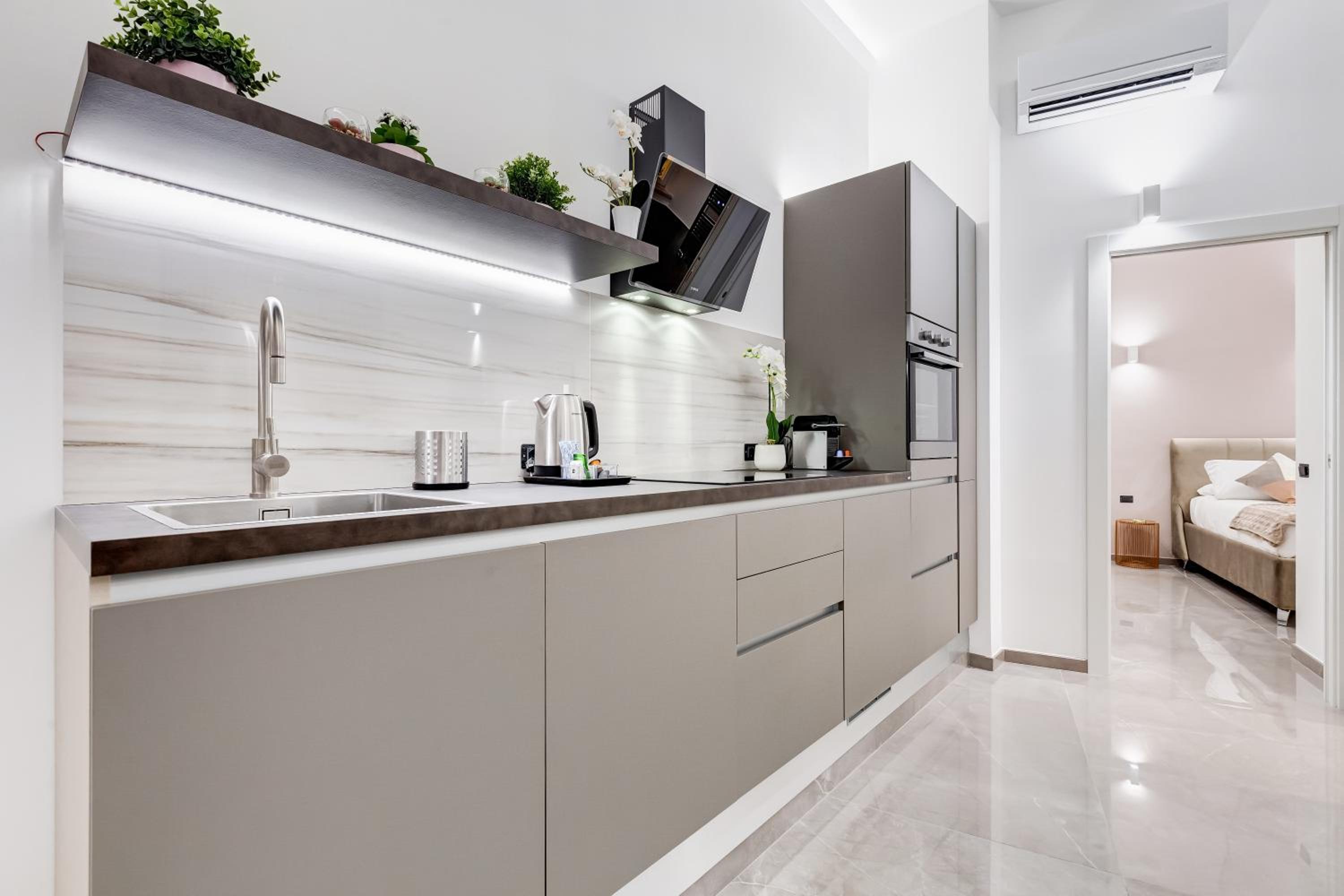 UnoSeiTre - Luxury Apartment & Suite