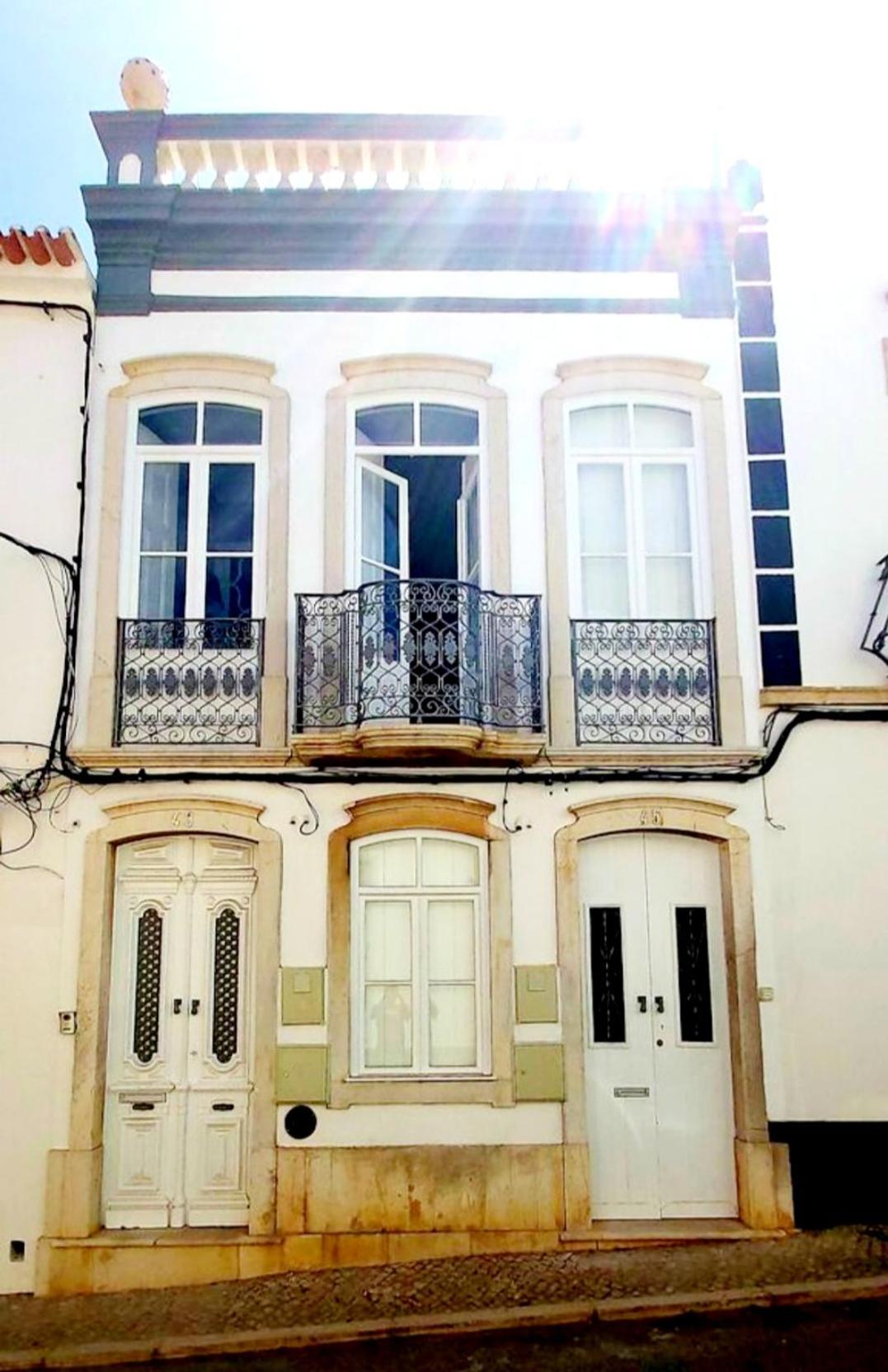 Casa do Arco by HnM