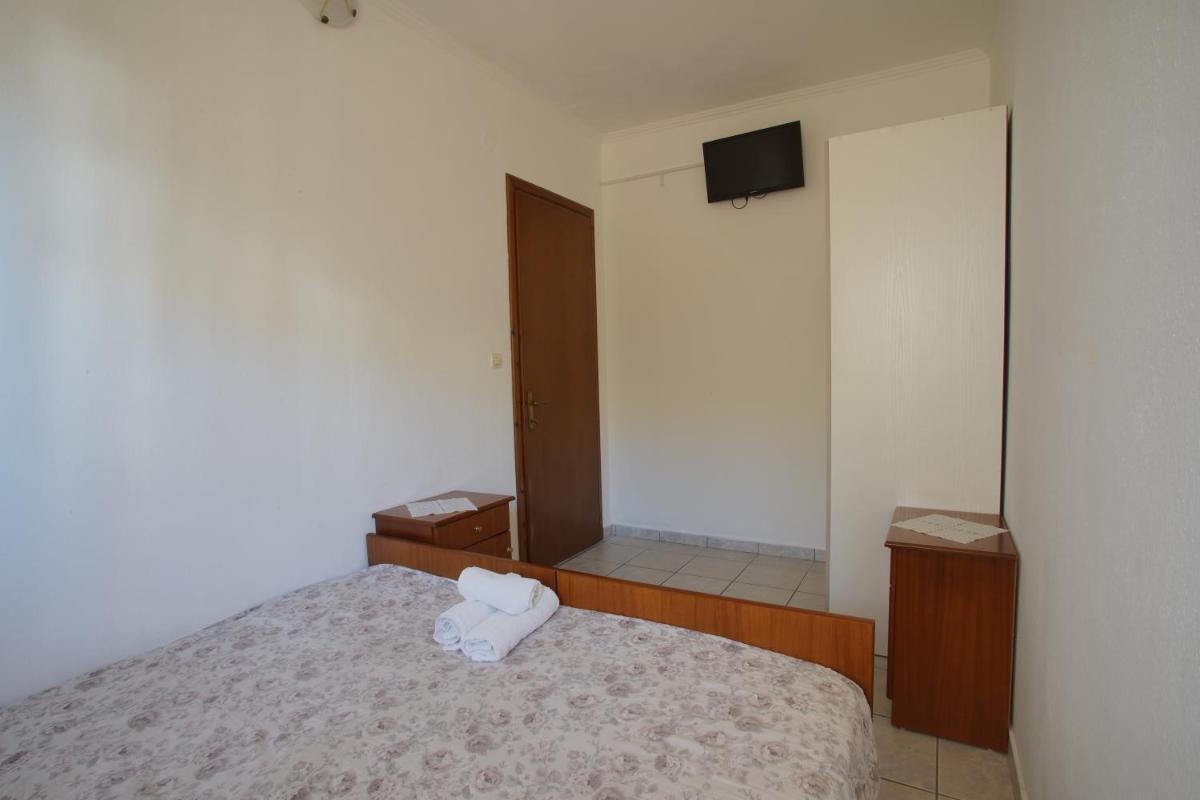Photo 43