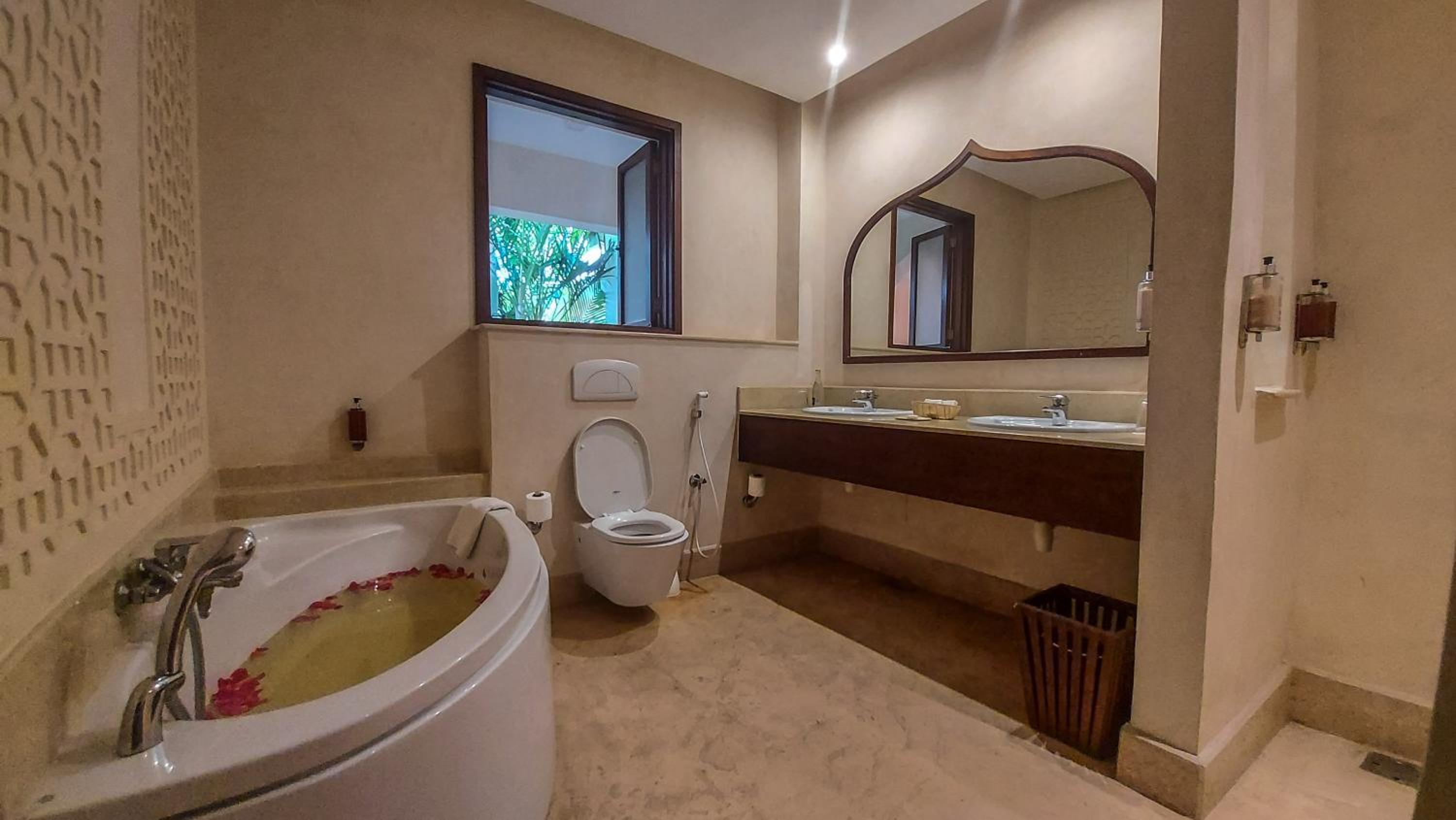Silver Palm Spa & Resort