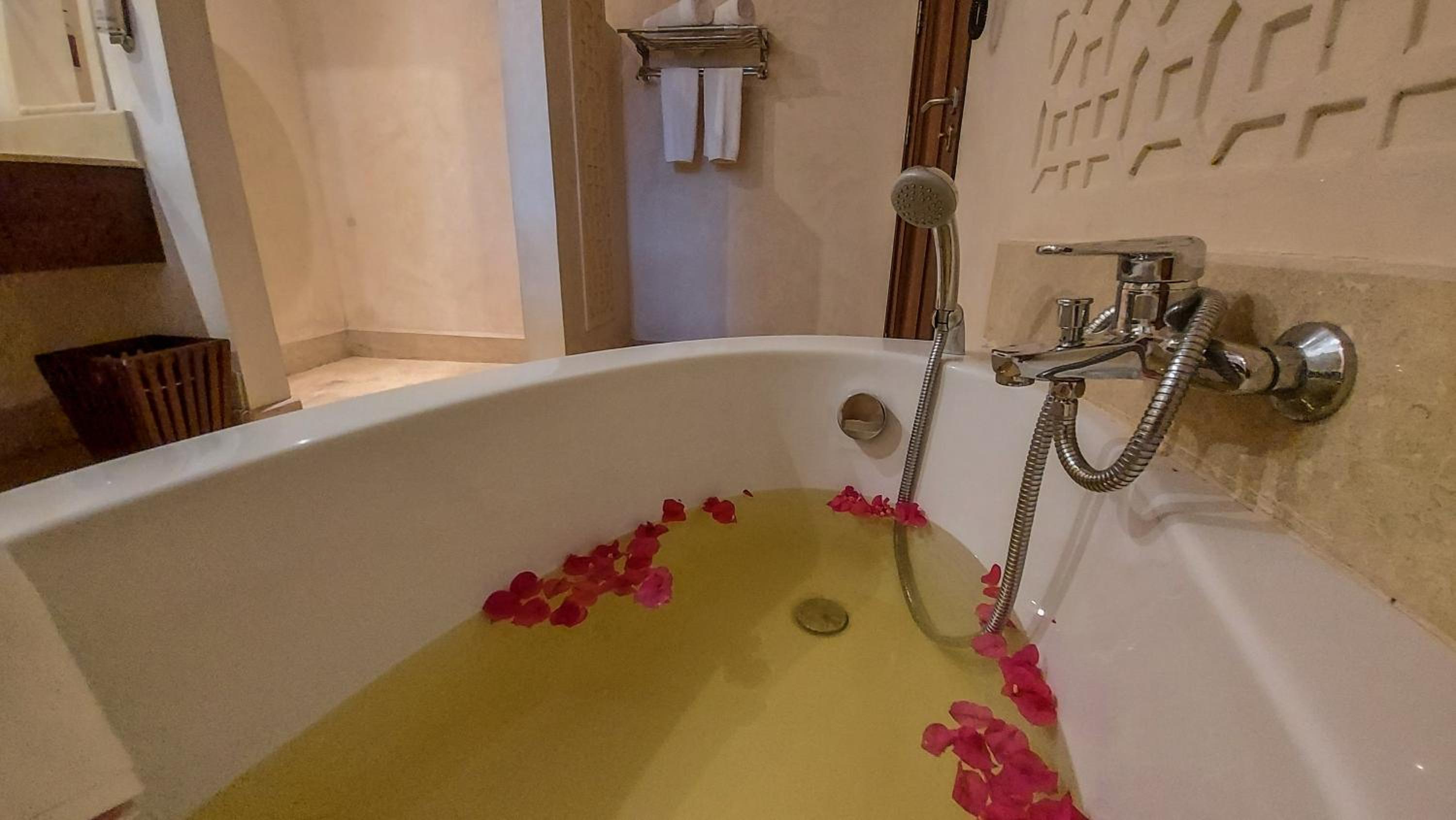 Silver Palm Spa & Resort