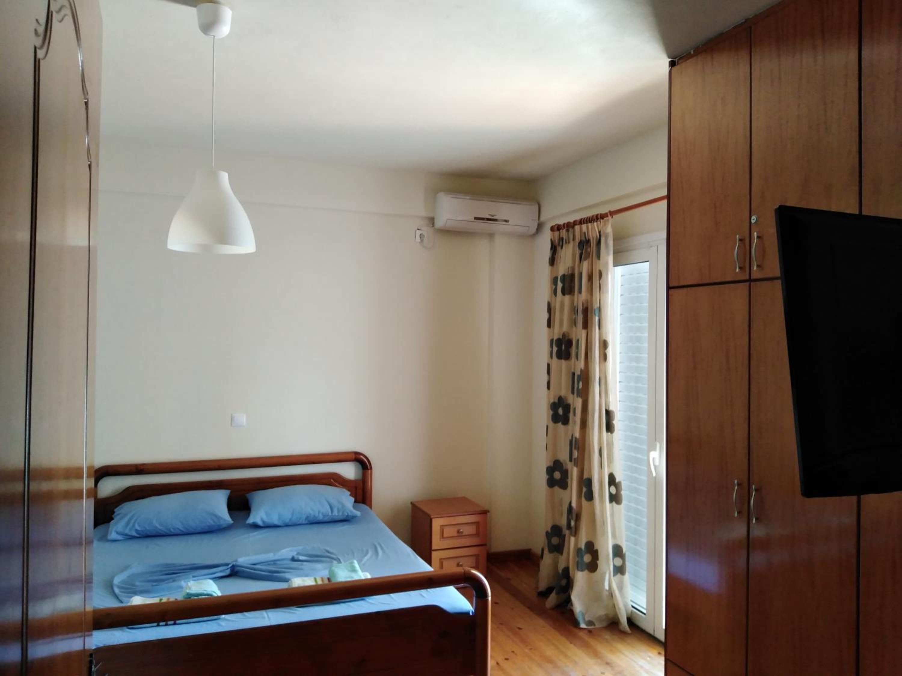 Magic Ionian Apartments & Rooms