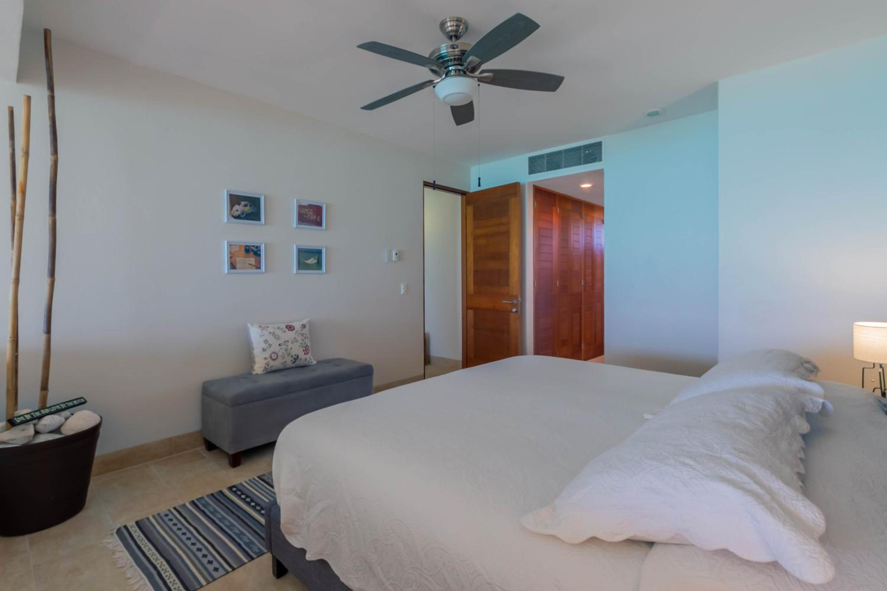 Isla Sunset Rentals at Sotavento view 4