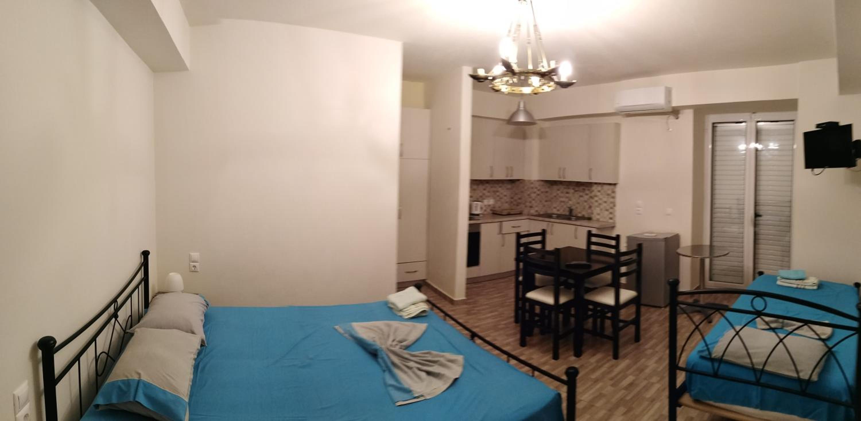 Magic Ionian Apartments & Rooms