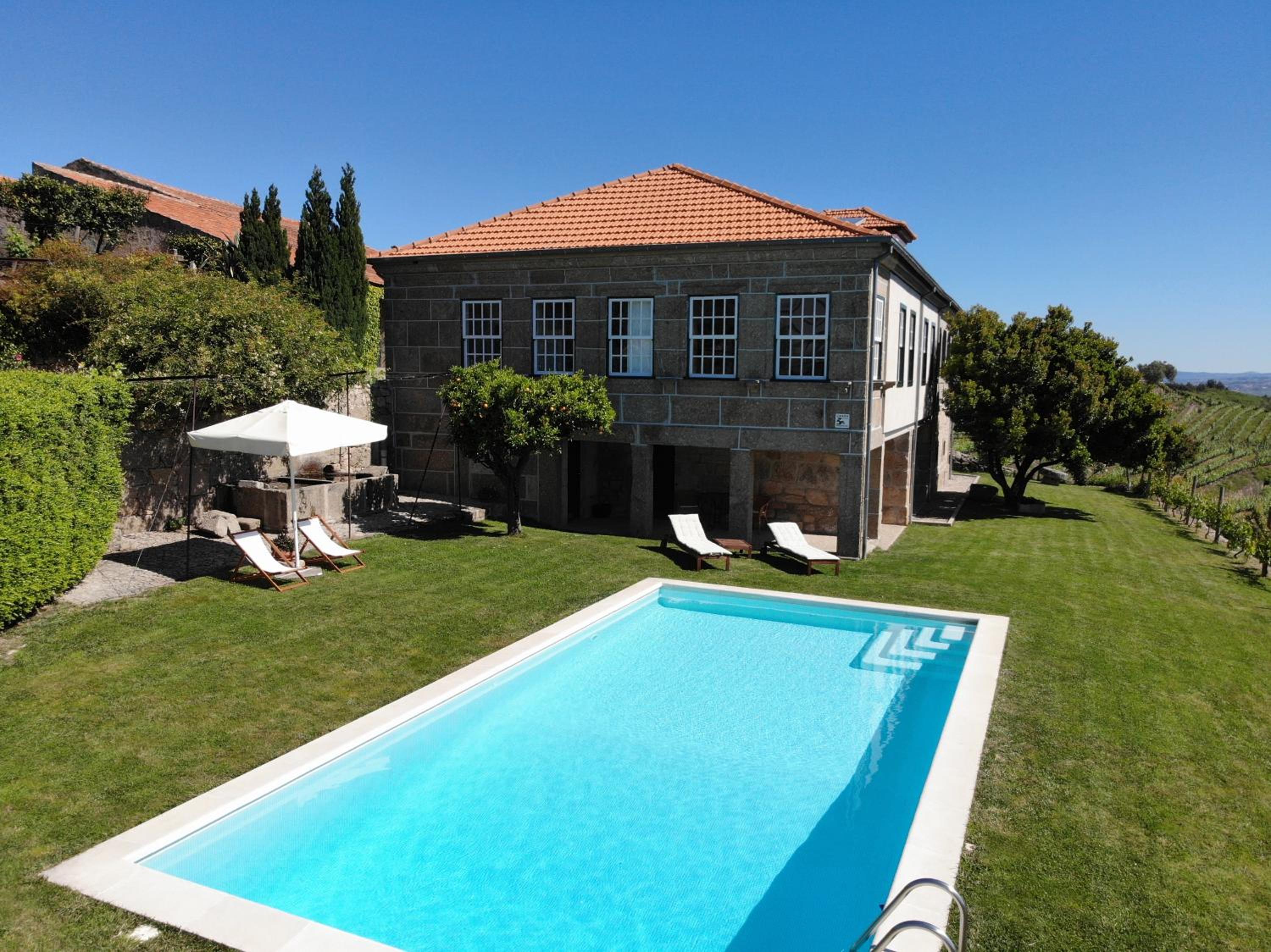 Quinta da Portela - Casa Visconde Arneiros - by RowdHouses view 2