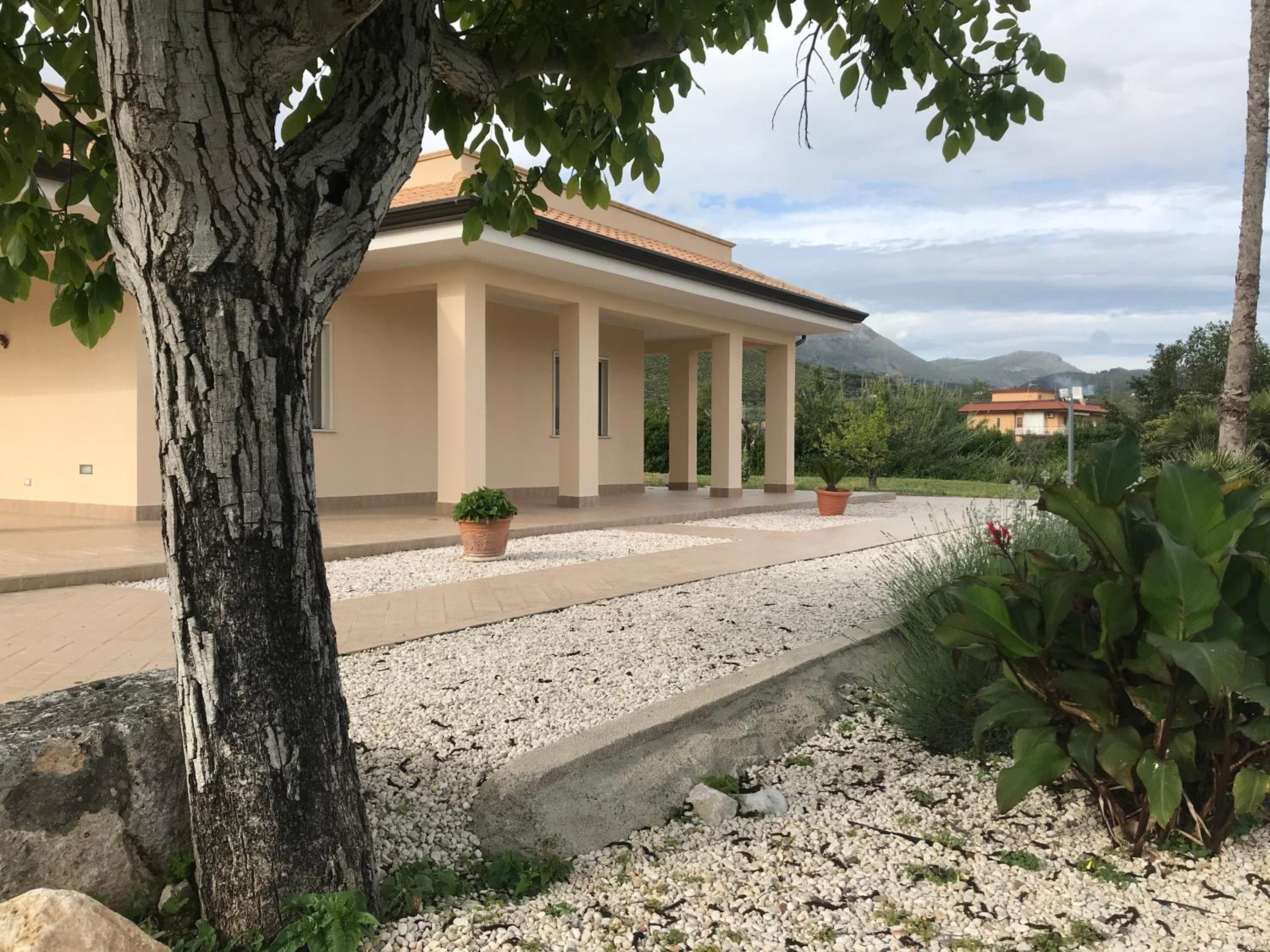 Villa Vittoria view 2