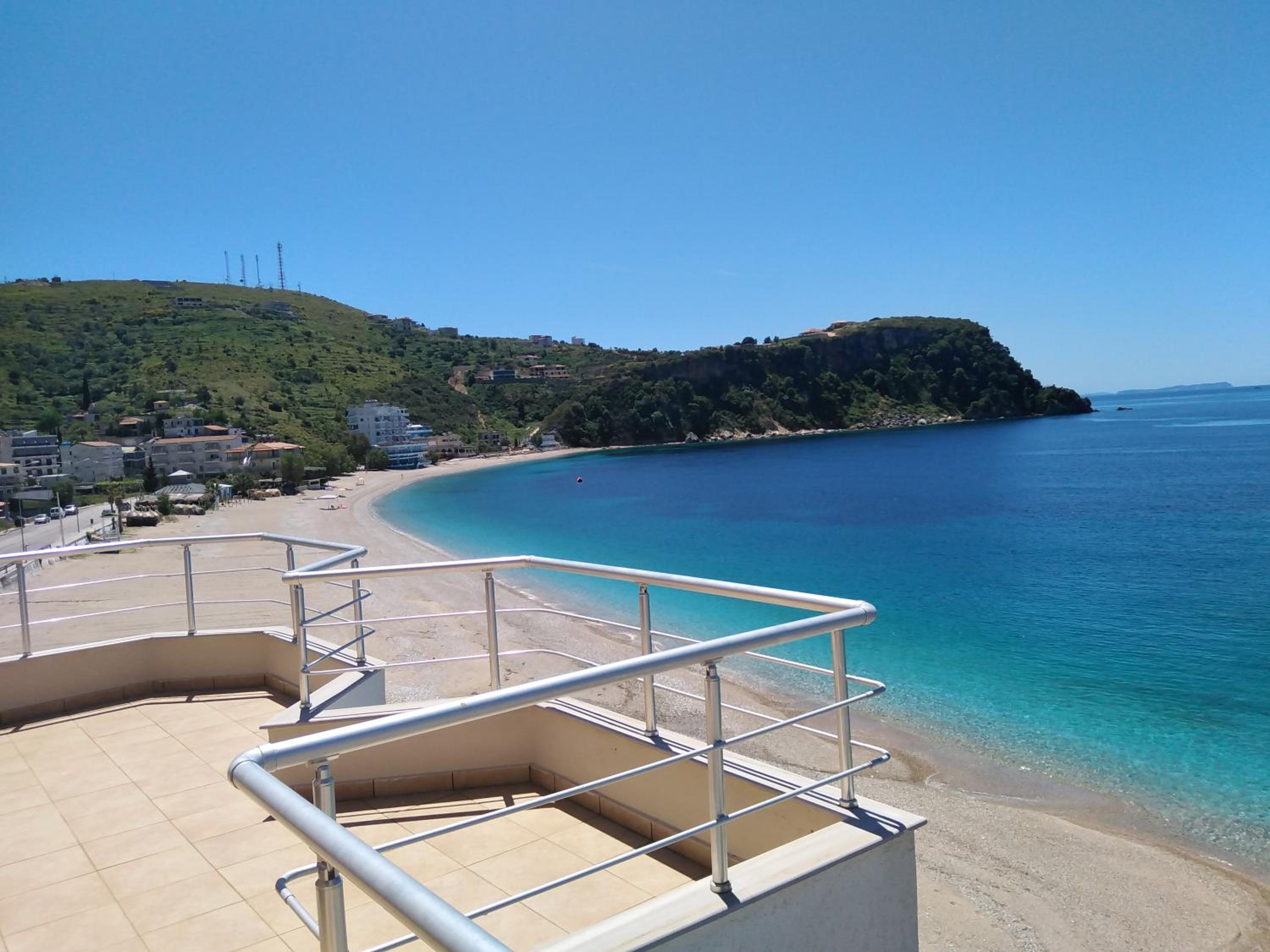 Magic Ionian Apartments & Rooms