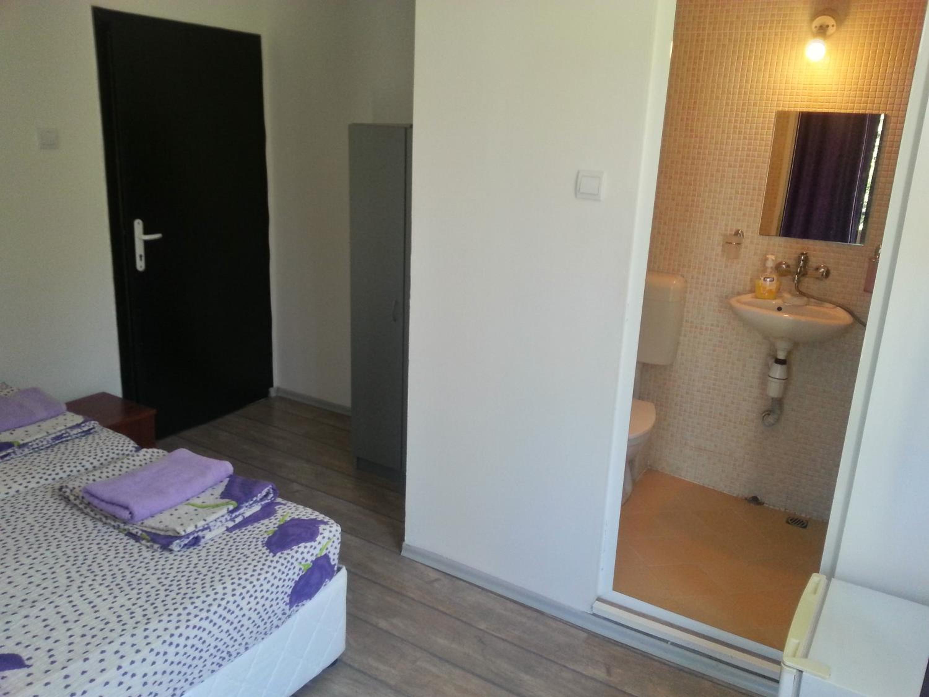 Guest House Bedrock