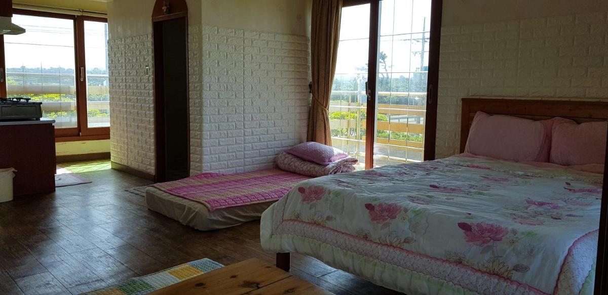 Jun House