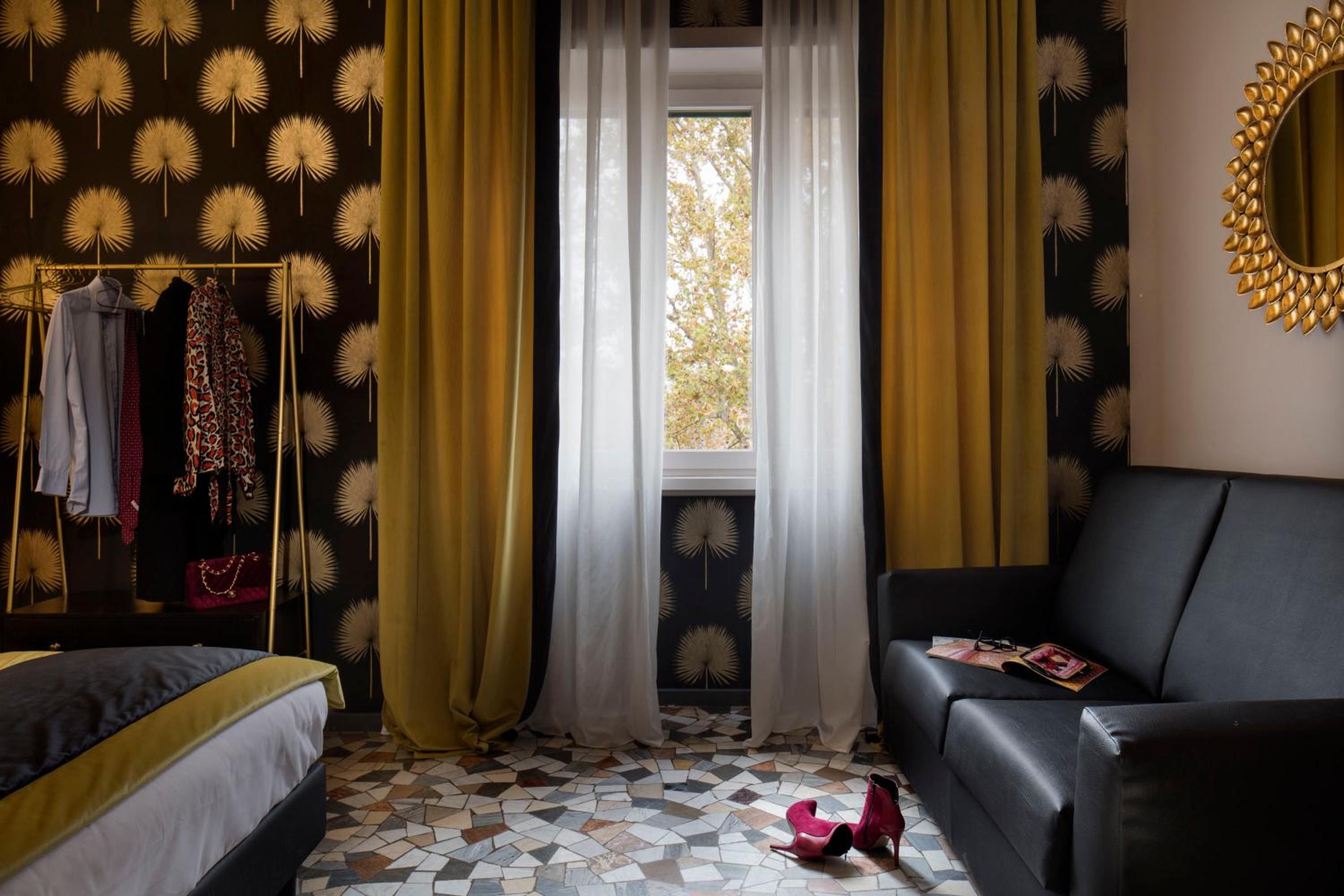 hotel room