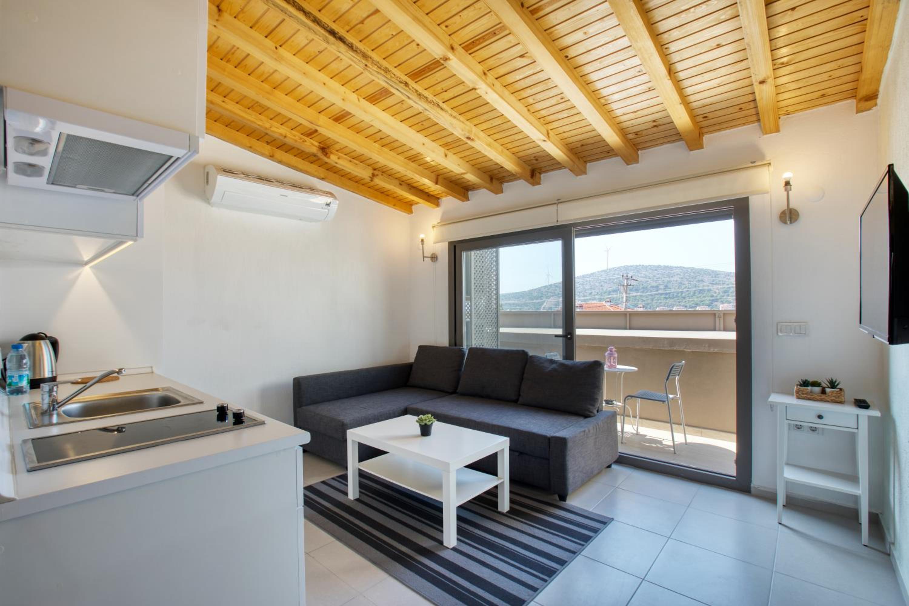 AEGEAN Apartments - Marina & Chios Island View - Image 22