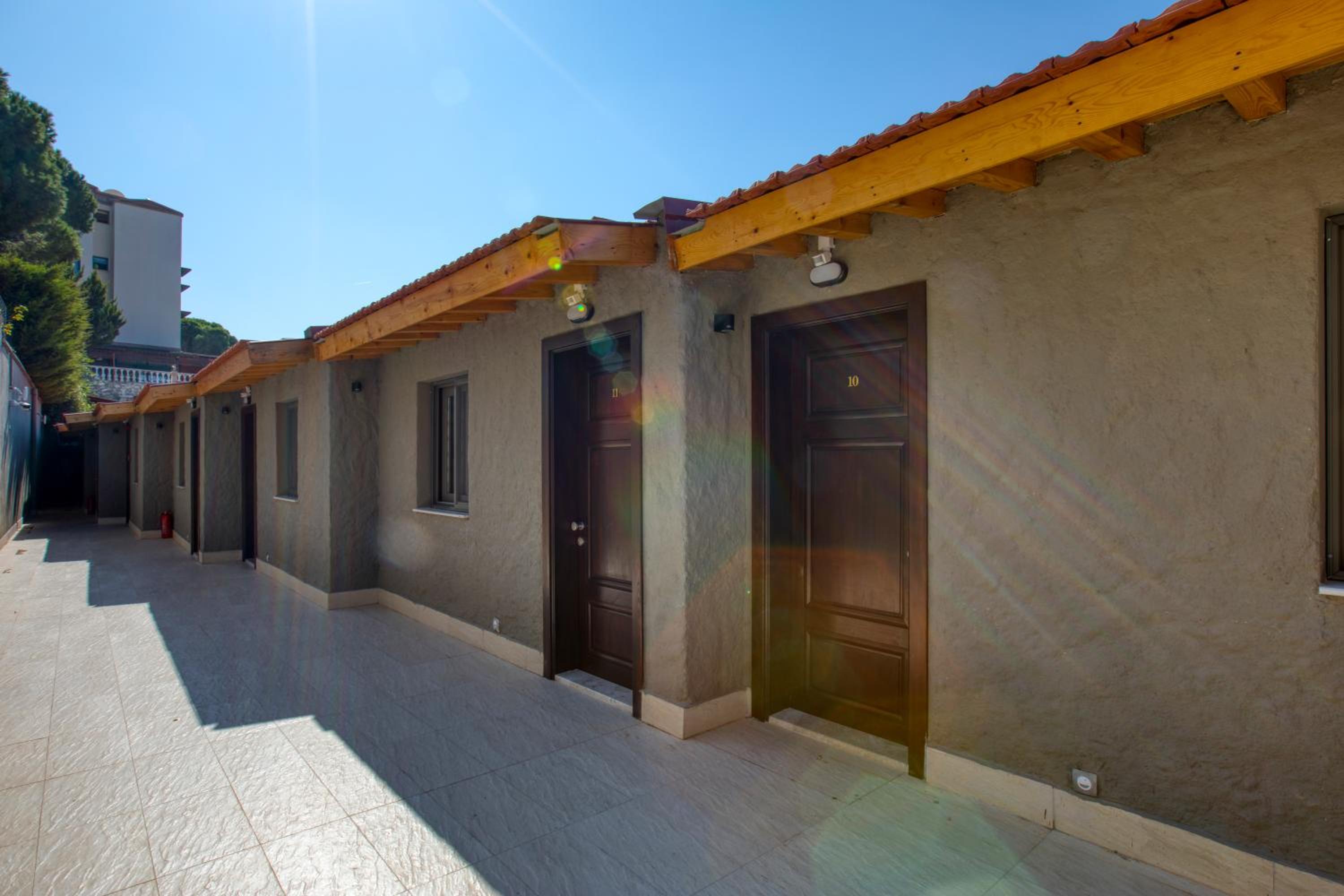 AEGEAN Apartments - Marina & Chios Island View - Image 8