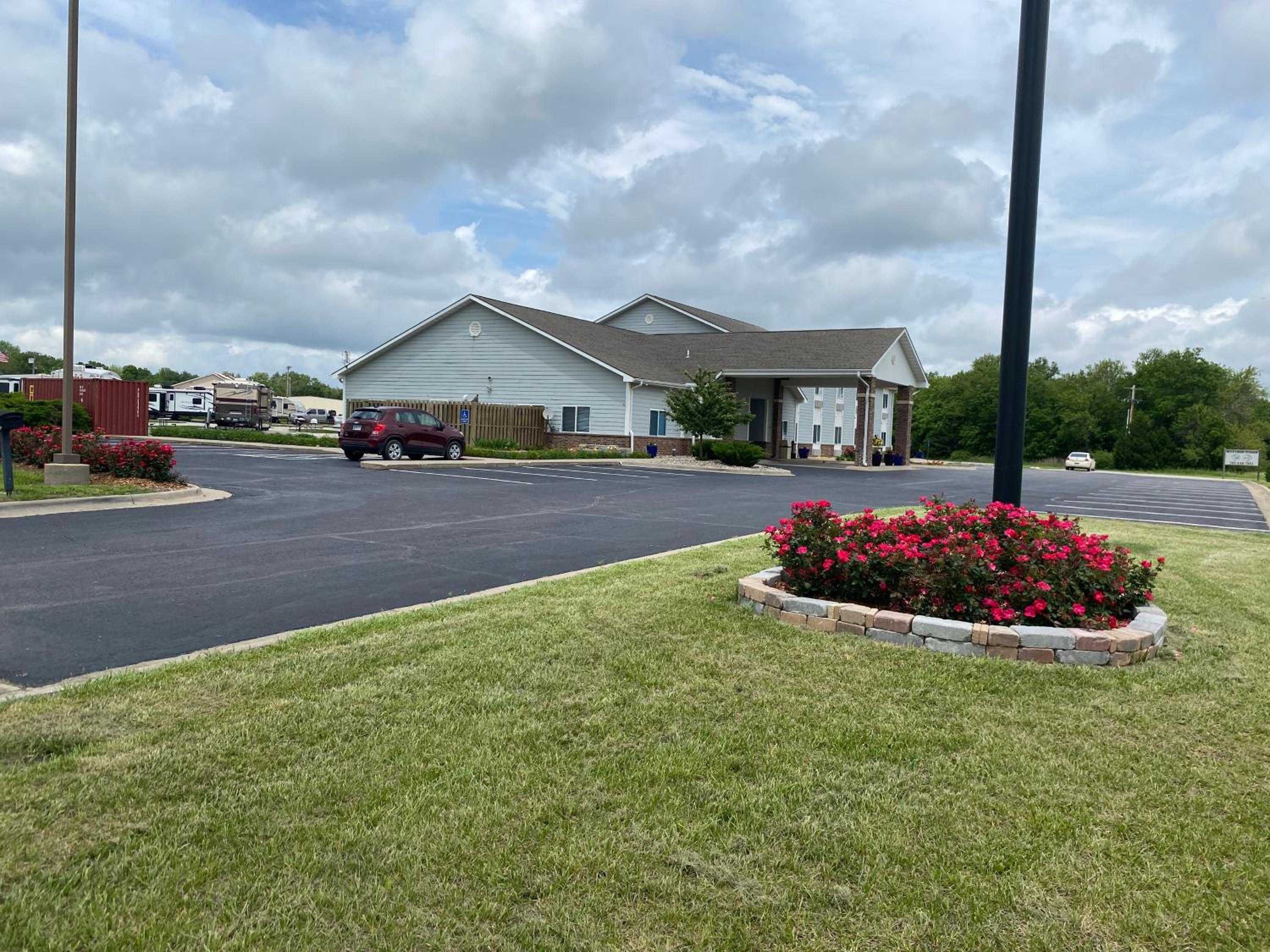 Hotel Garnett Hotel & RV Park