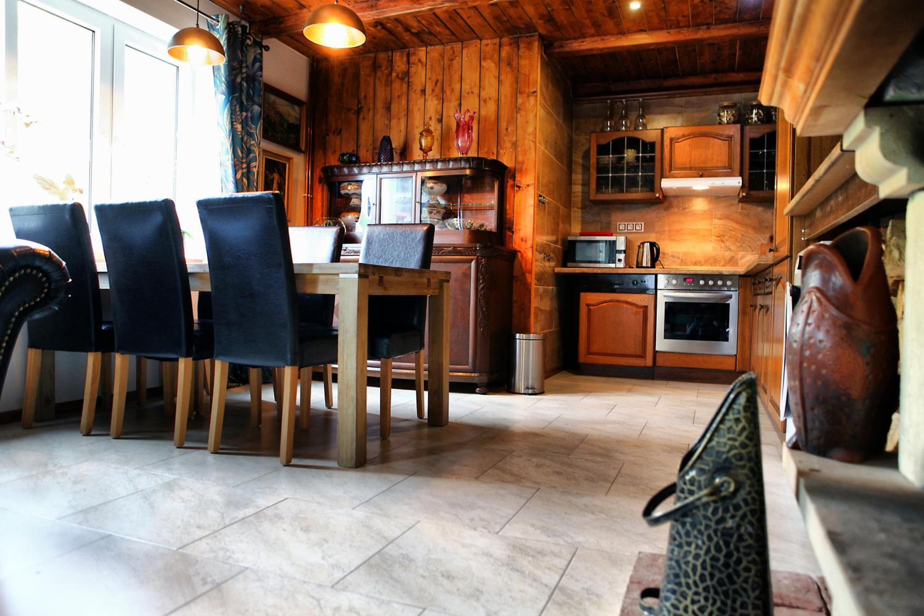 Holiday House Panda