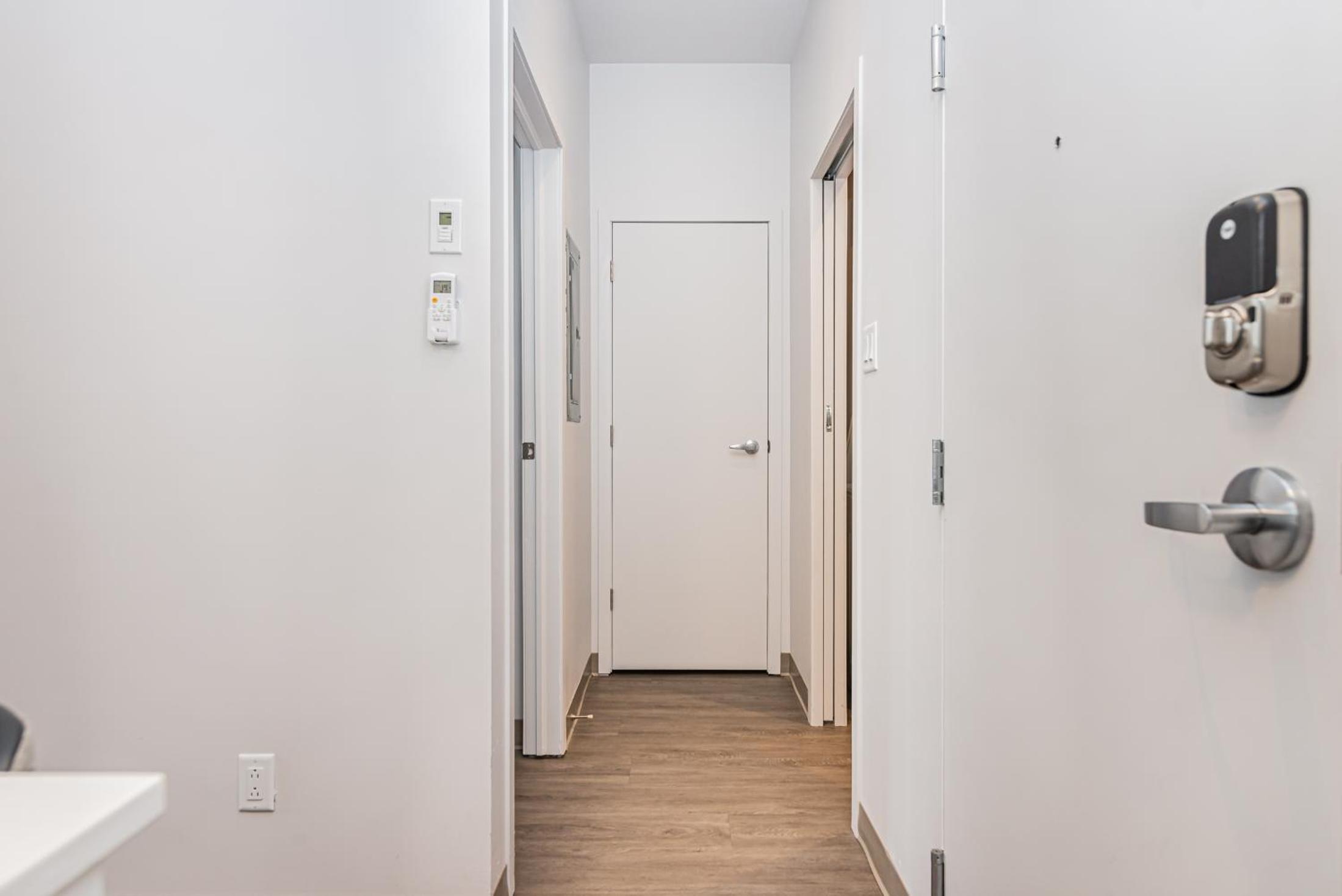 Stylish & Fun 1 Bedroom Apartment in Le Plateau by Den Stays