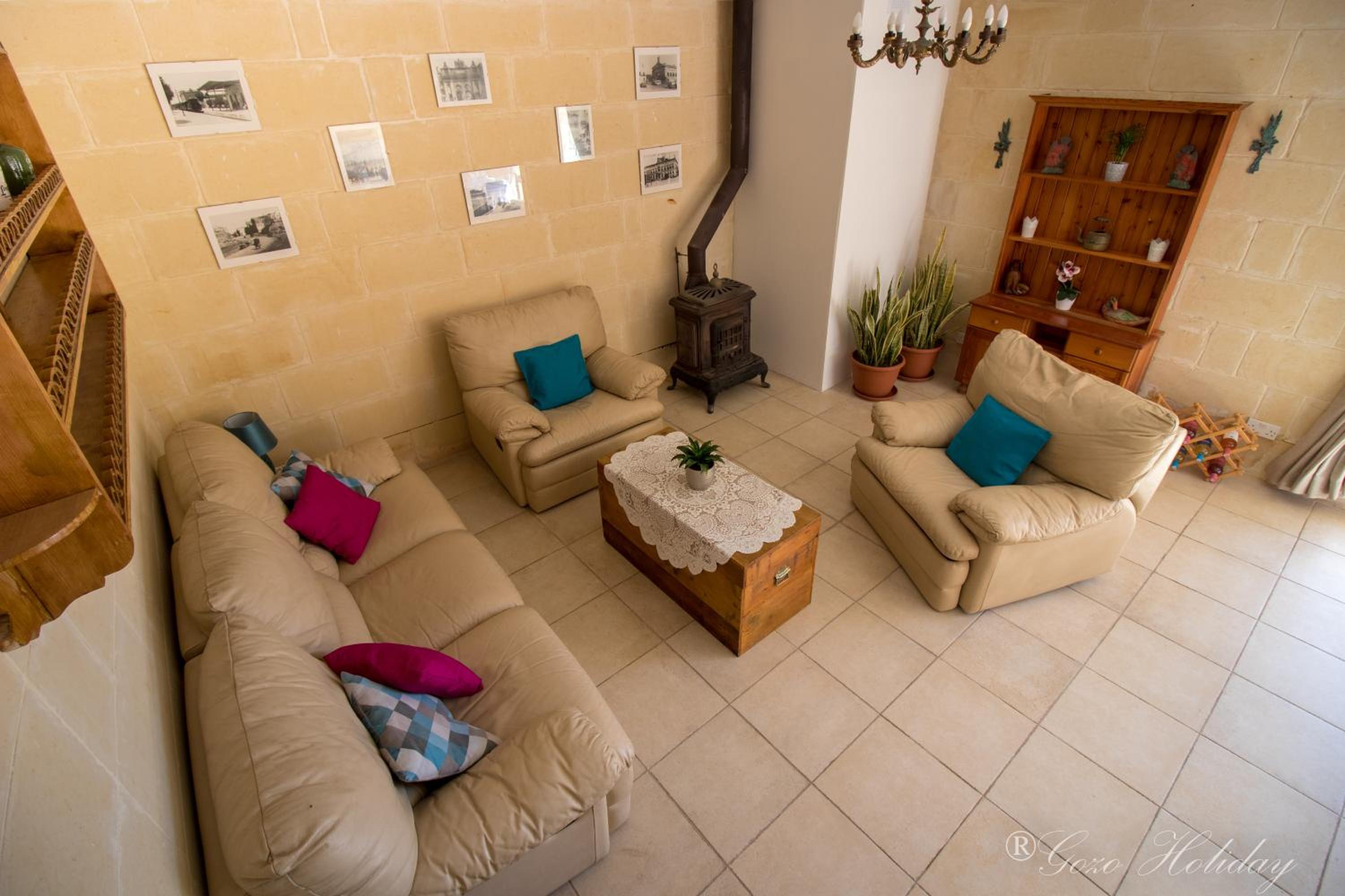 Photo 15