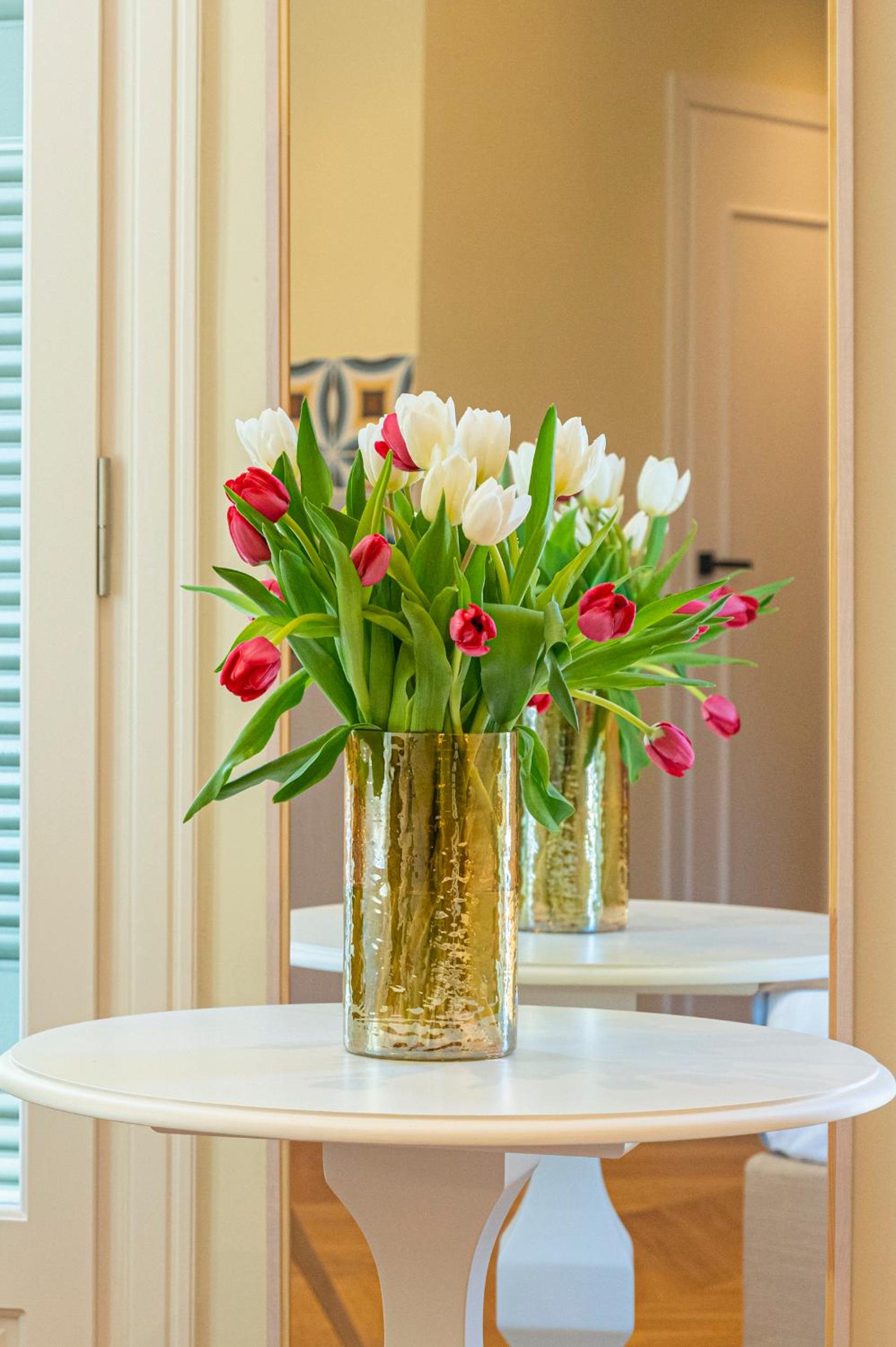 IPELHOME - Plaka Boutique Apartments