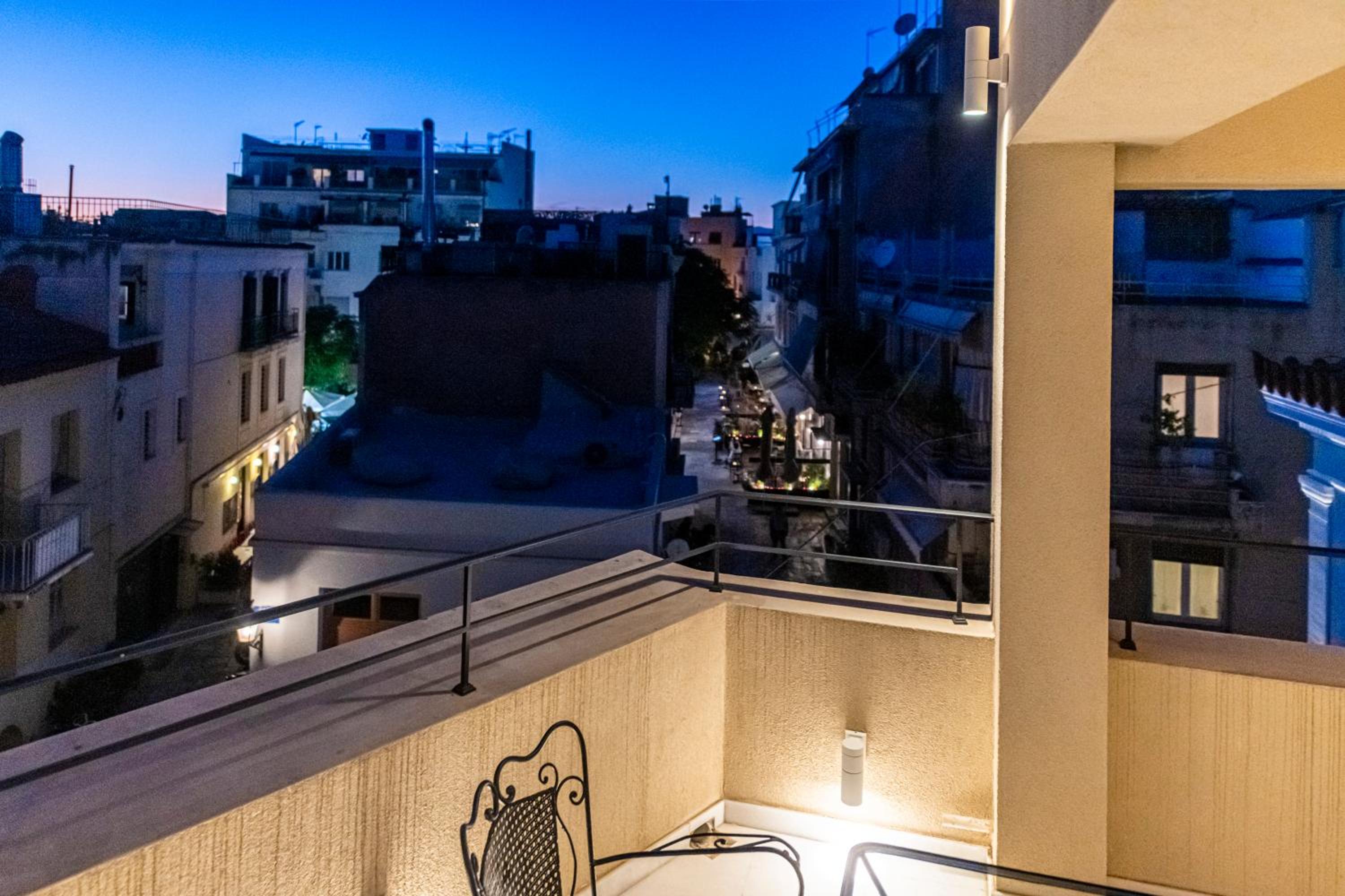 IPELHOME - Plaka Boutique Apartments