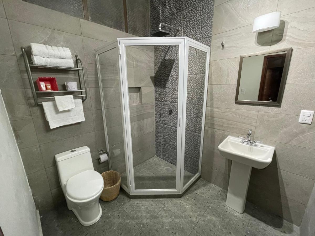 Photo 20