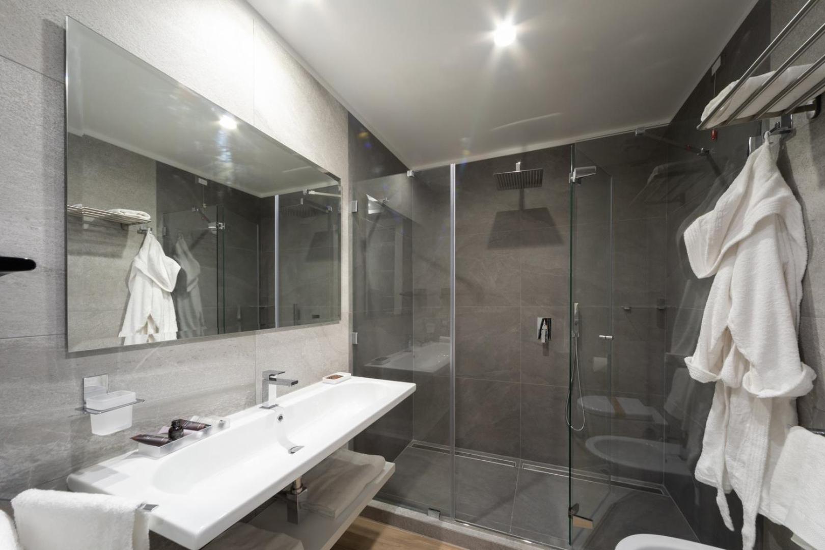 Alma Suites
