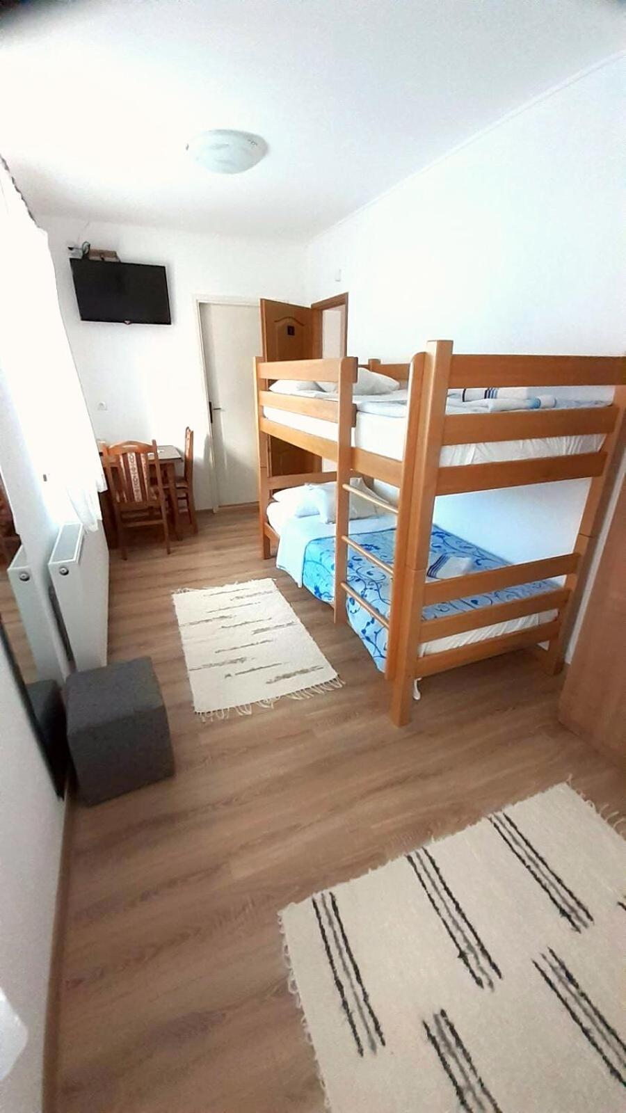 Photo 36