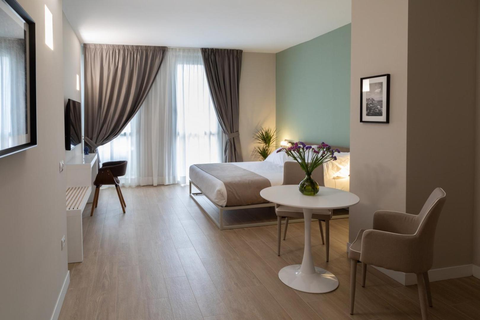 Alma Suites